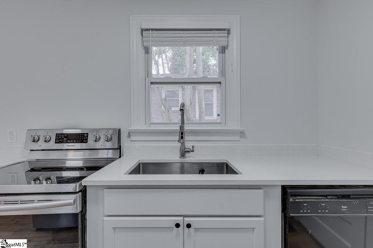 506 Glenn, Greenville, South Carolina image 12