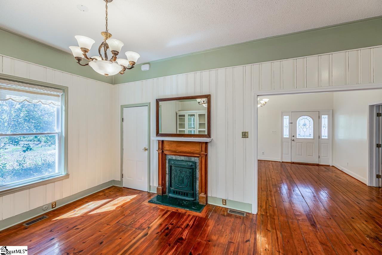 106 E Lime, Blacksburg, South Carolina image 5