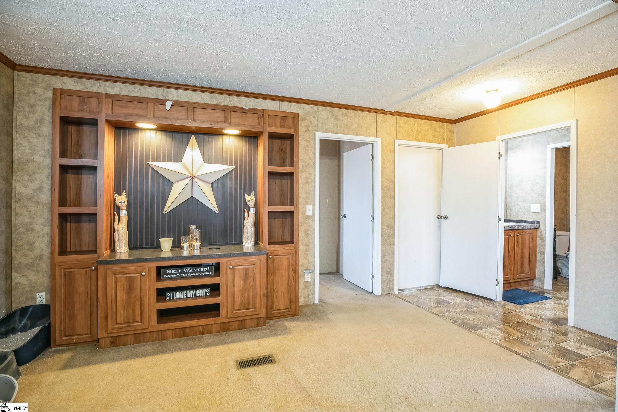 308 Port, Greenville, South Carolina image 17