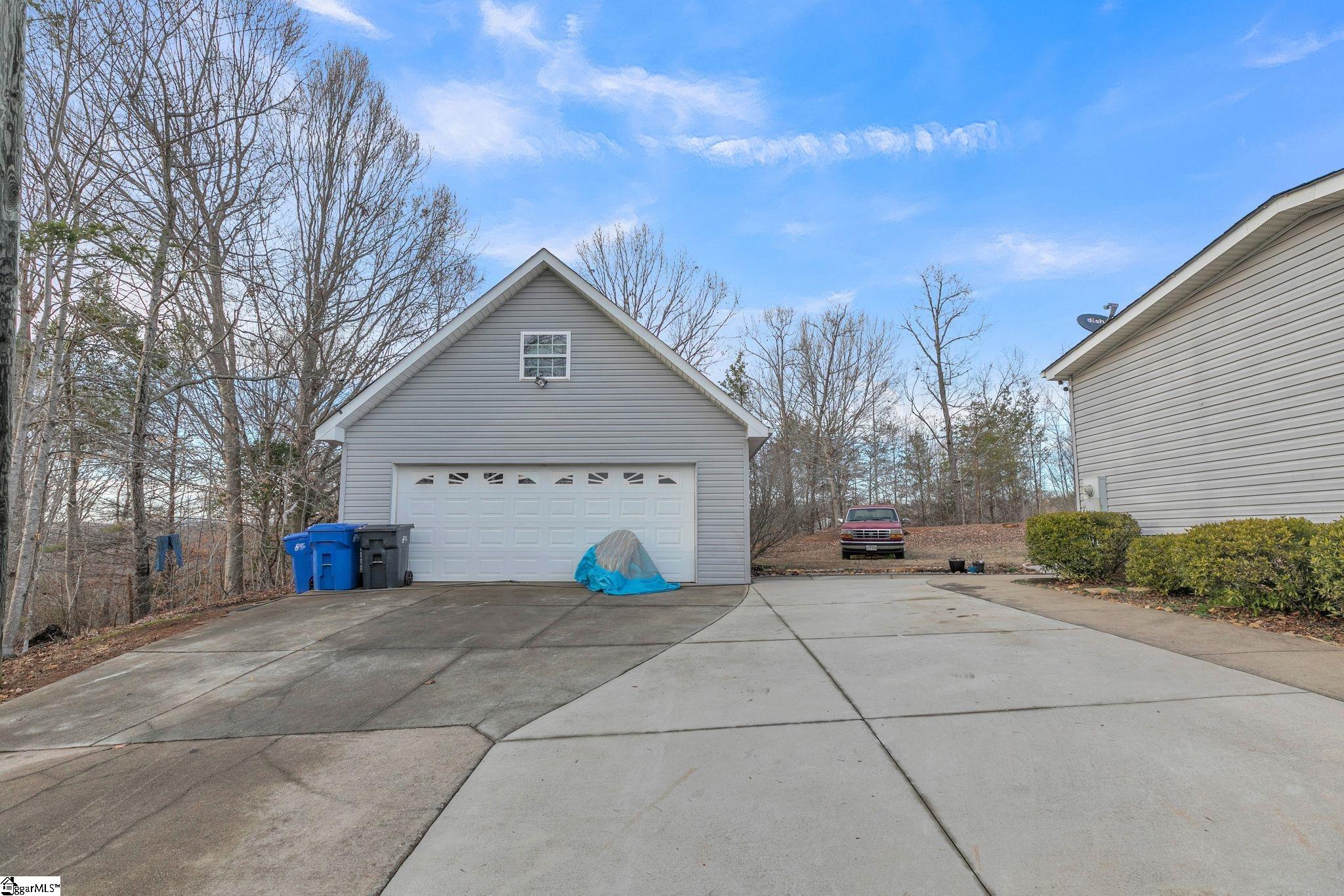 308 Port, Greenville, South Carolina image 3