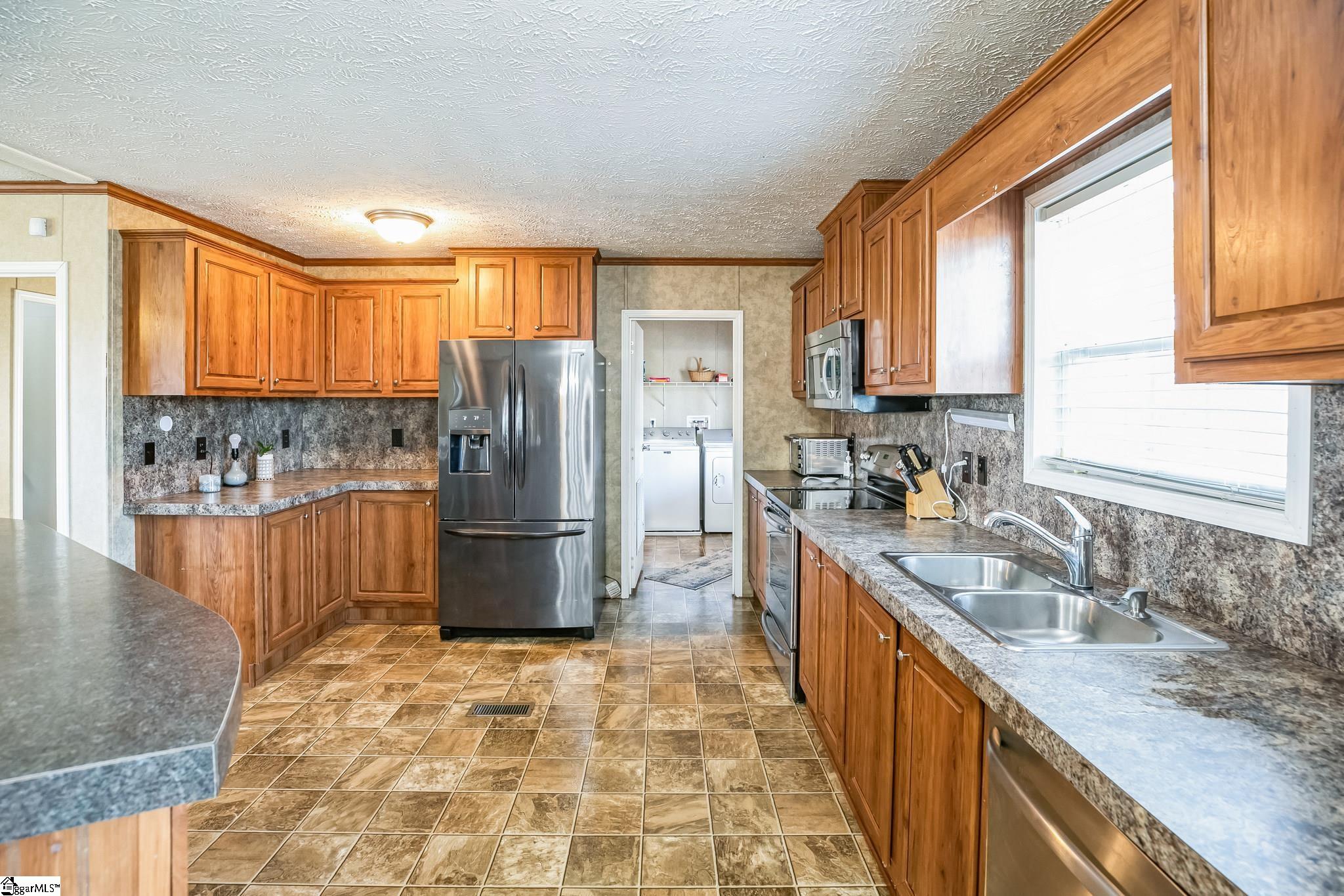 308 Port, Greenville, South Carolina image 8