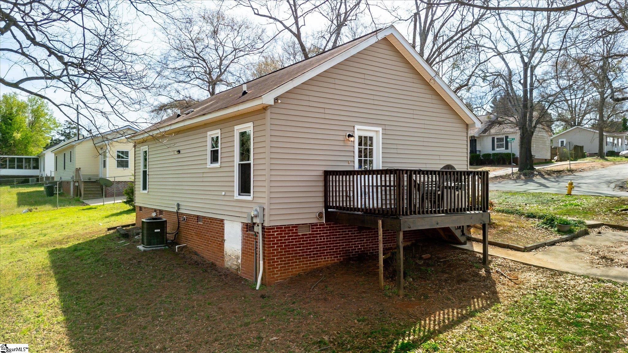 206 West, Greenville, South Carolina image 18