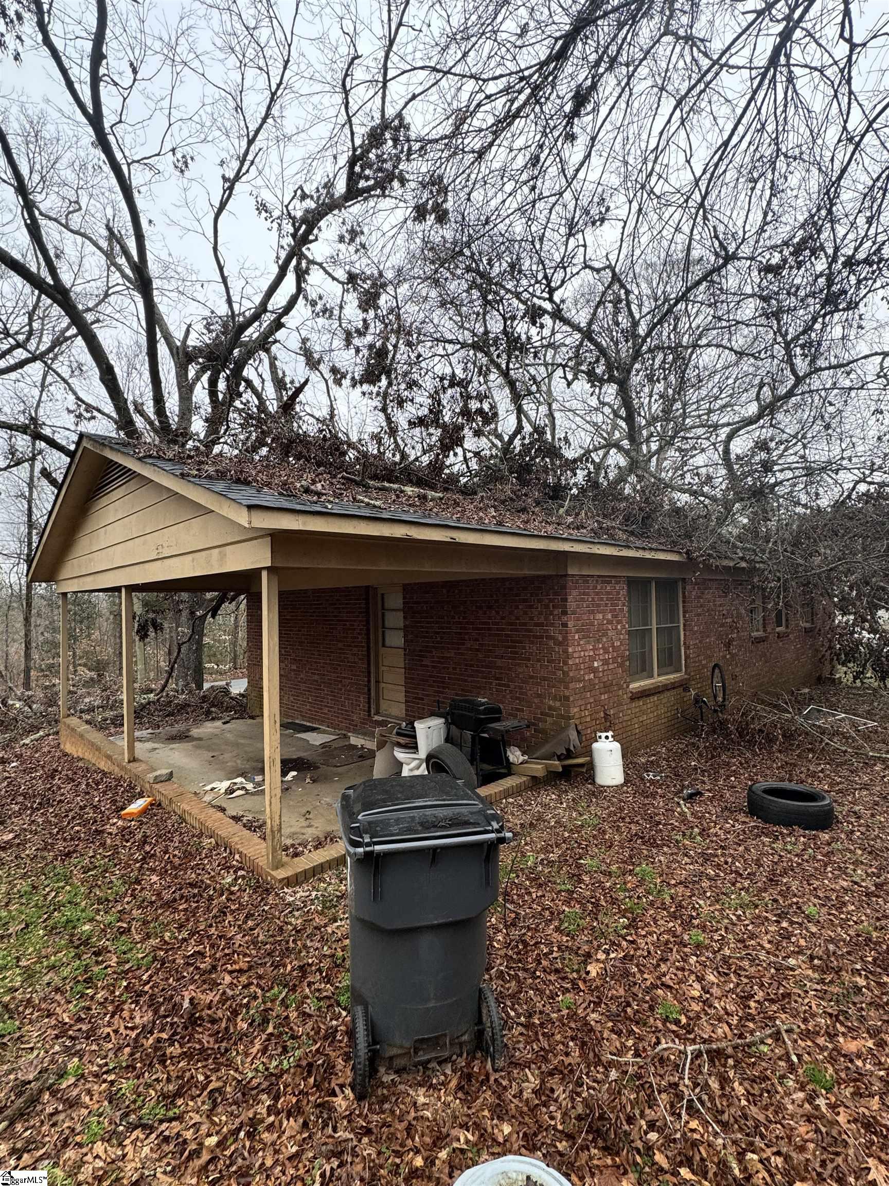 121 Spring, Laurens, South Carolina image 2