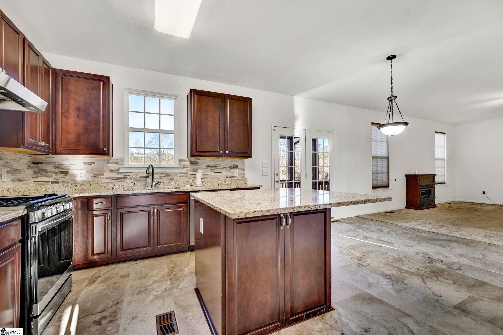 955 Bramlett, Laurens, South Carolina image 6