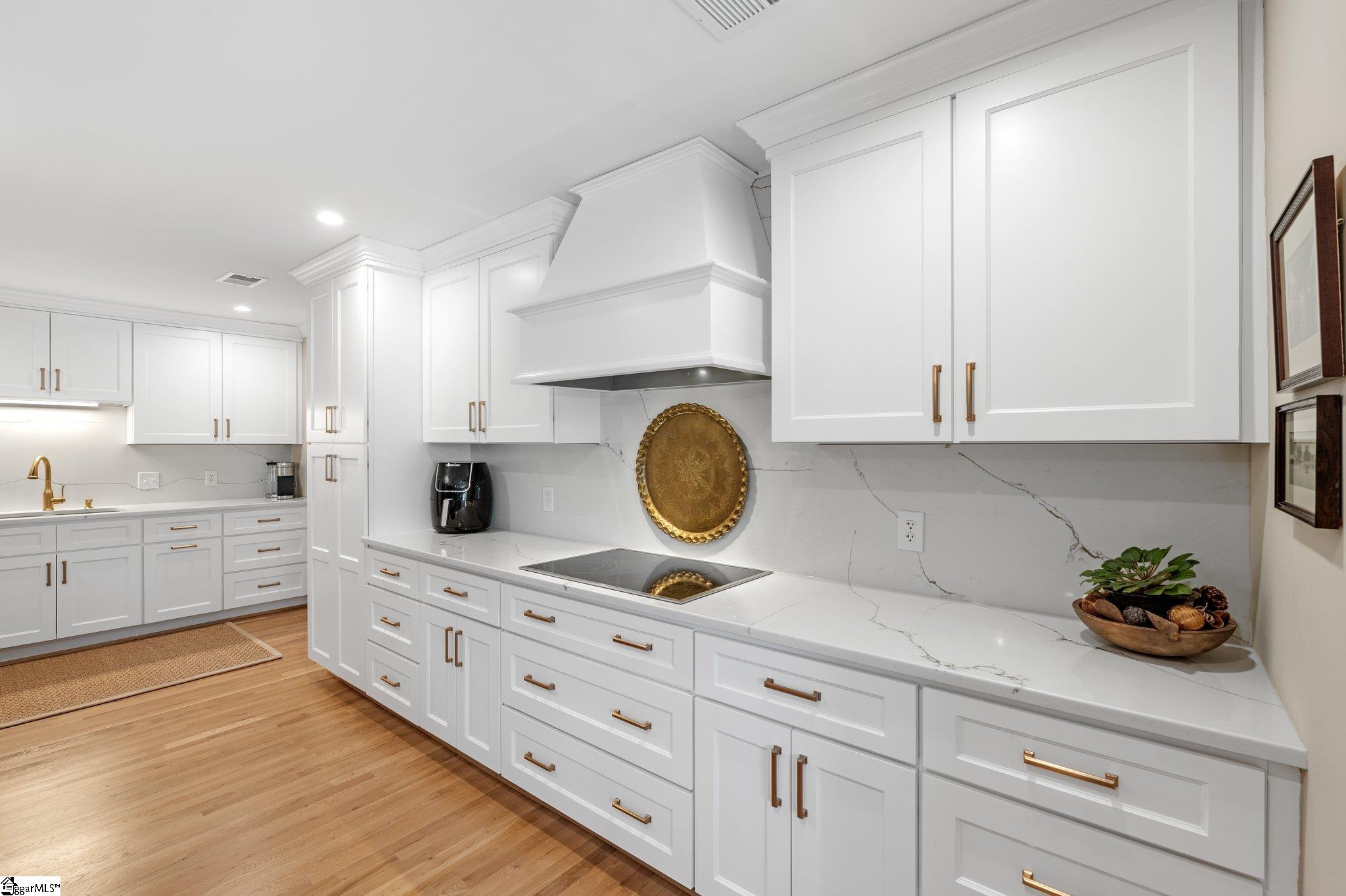 803 Edwards, Greenville, South Carolina image 11