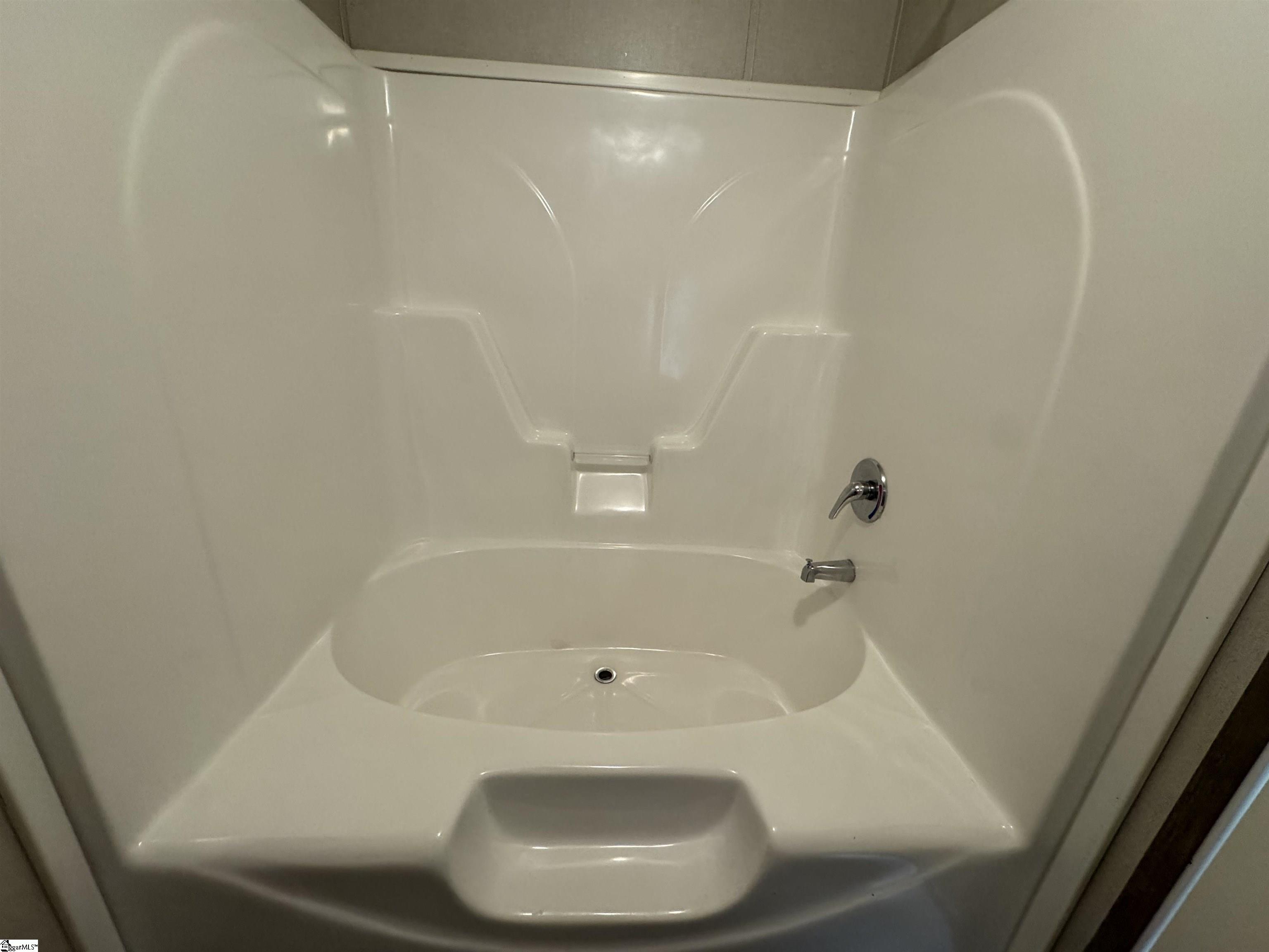 14 Frost, Pelzer, South Carolina image 15