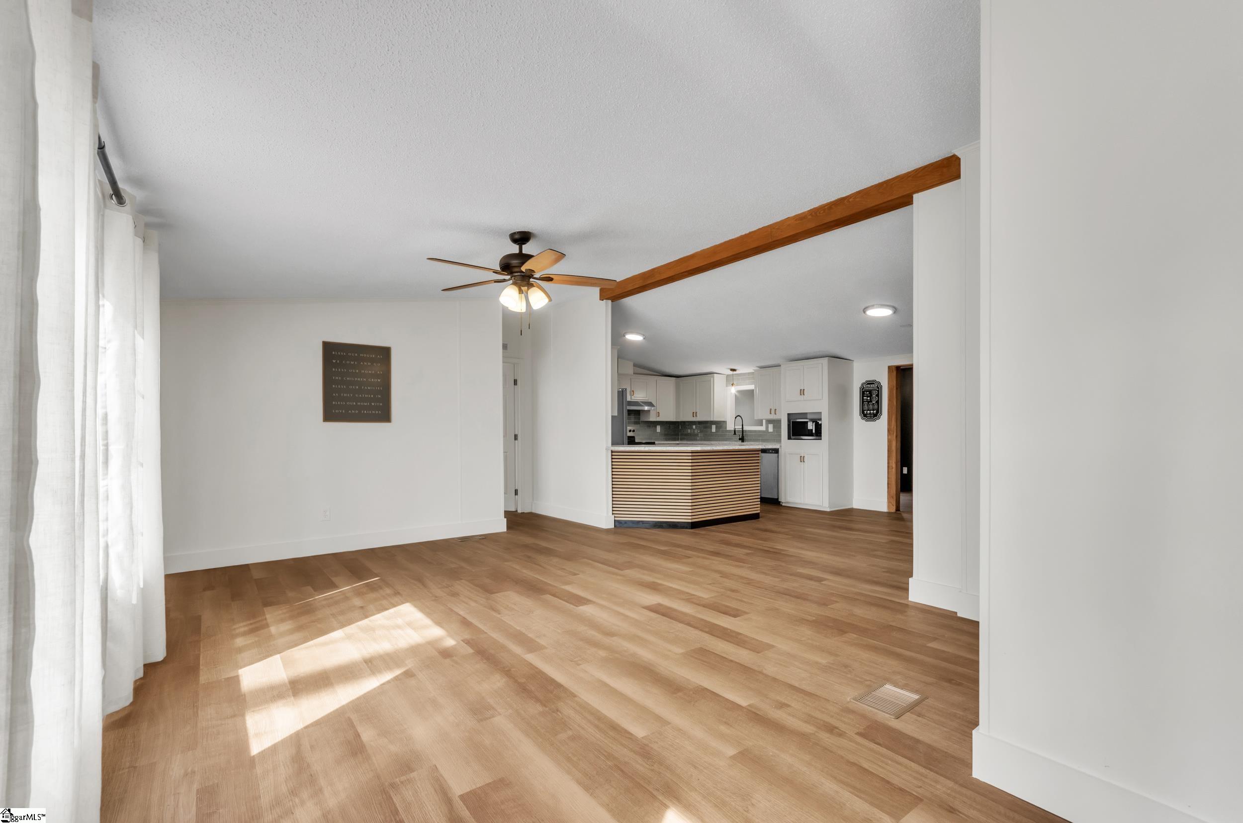 7 Alf, Fountain Inn, South Carolina image 3