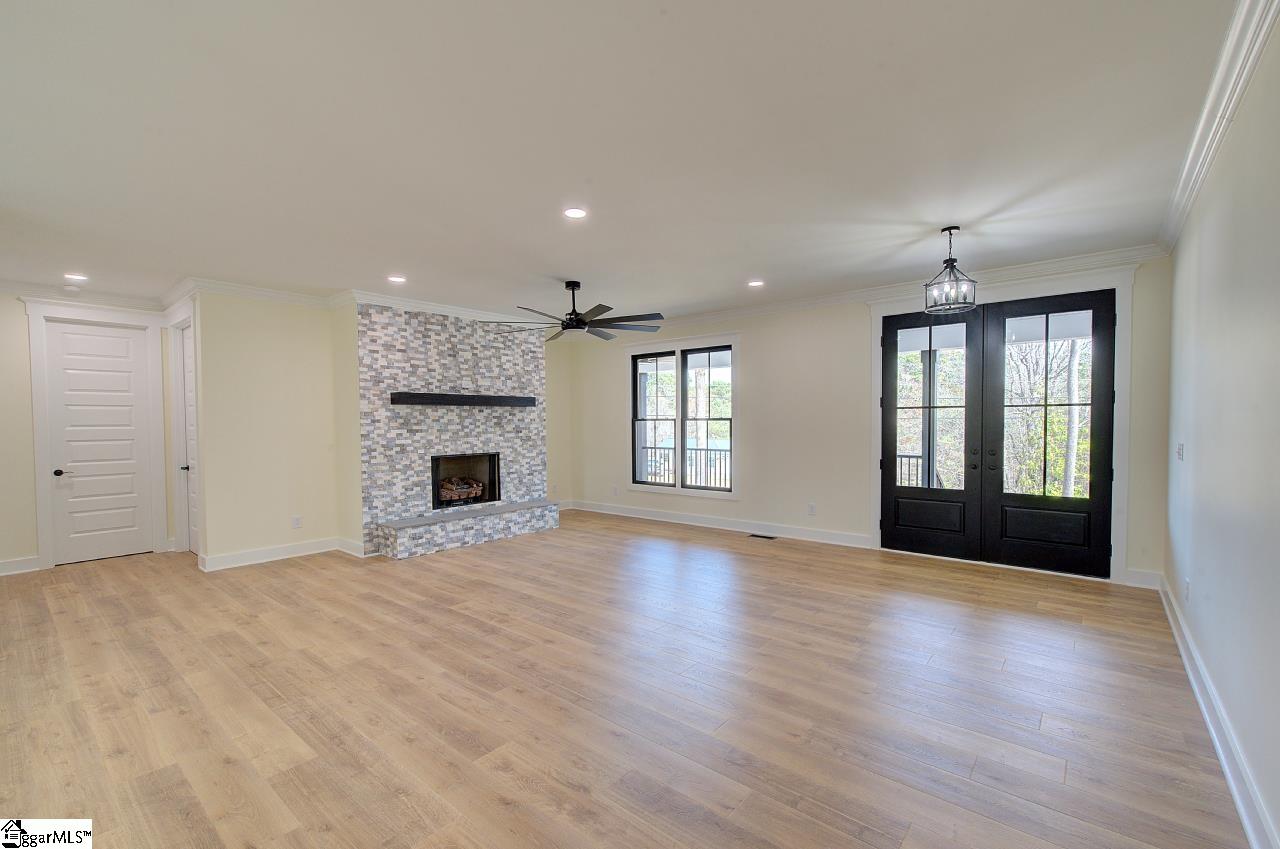 2371 Tigerville, Travelers Rest, South Carolina image 9