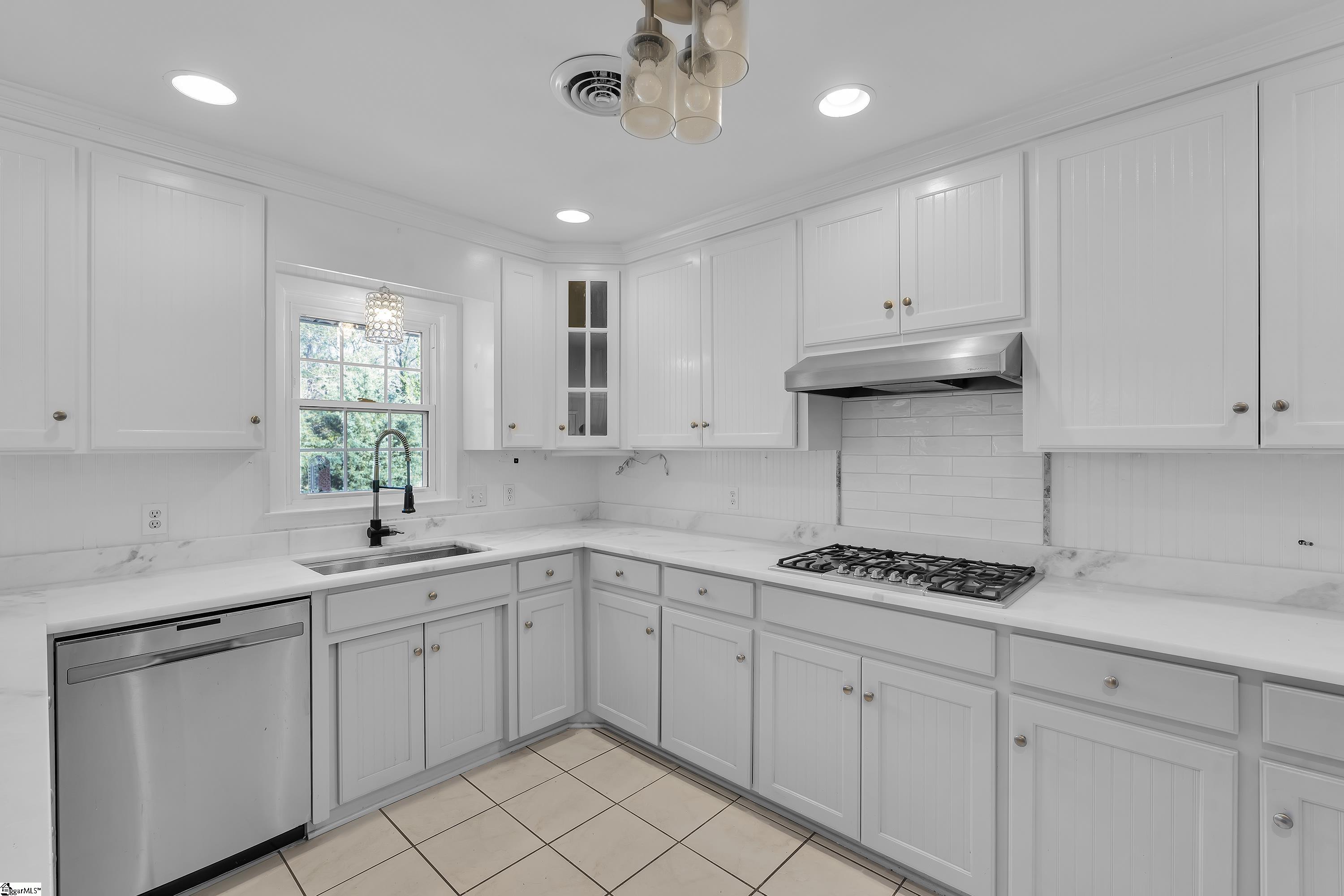 136 Clemson, Spartanburg, South Carolina image 3