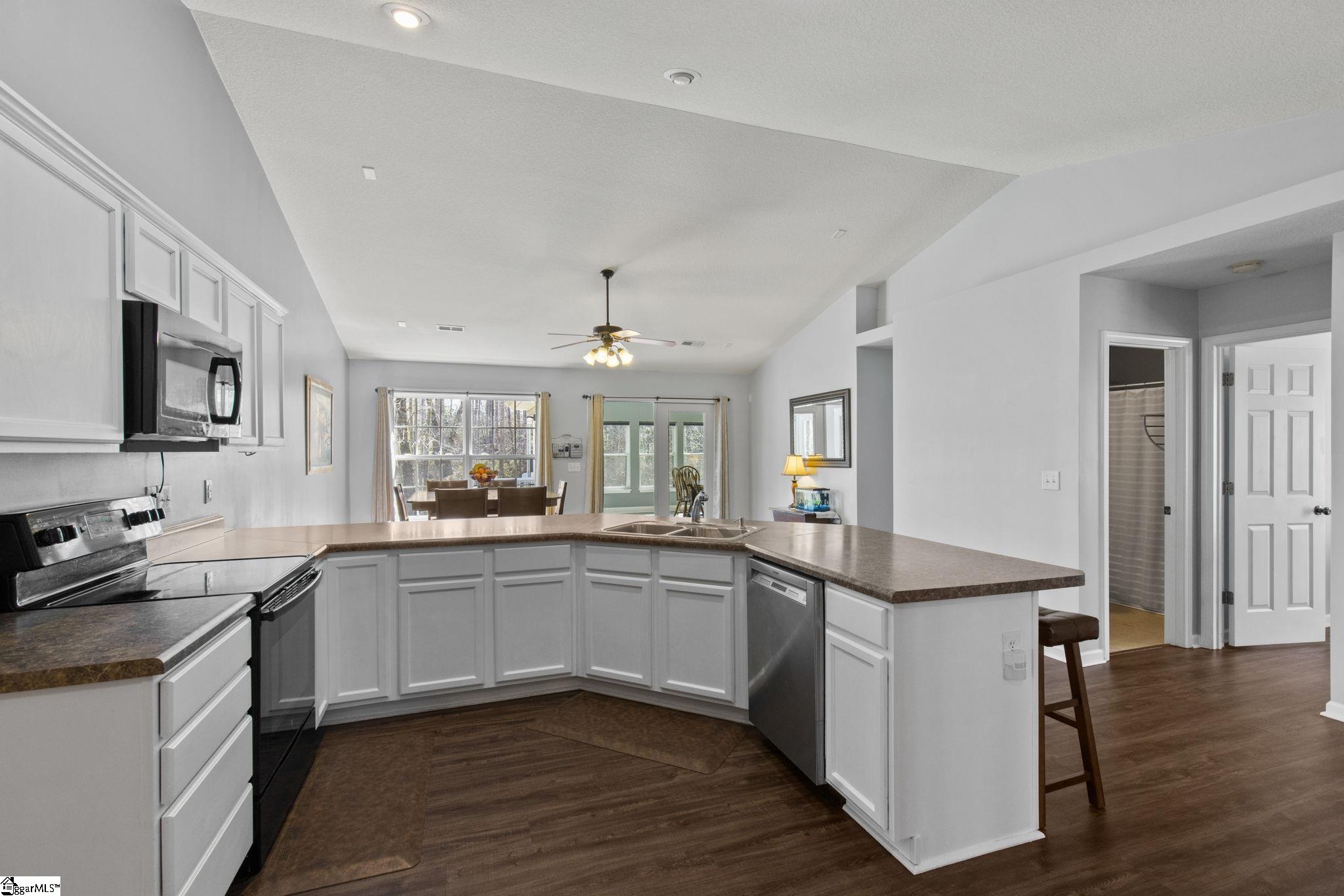 33 Sacha, Travelers Rest, South Carolina image 4