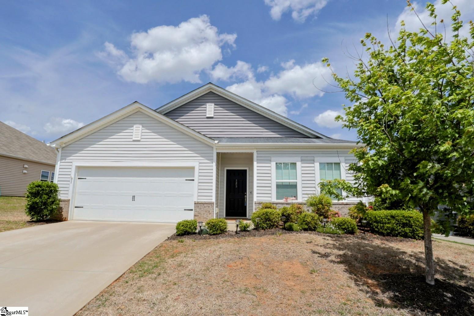125 Jones Peak Drive, Simpsonville SC 29681
