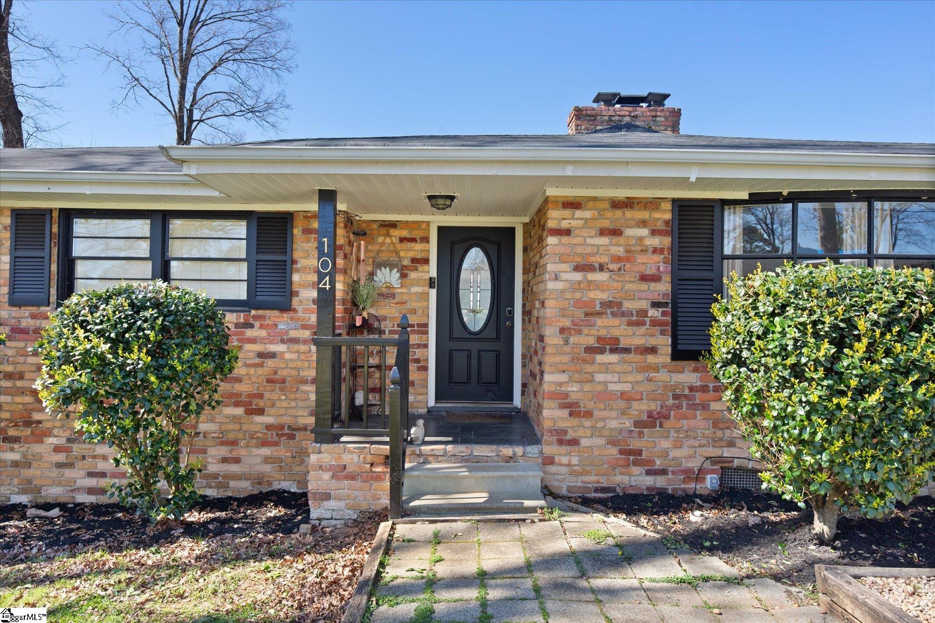 104 Oak Forest, Greer, South Carolina image 2