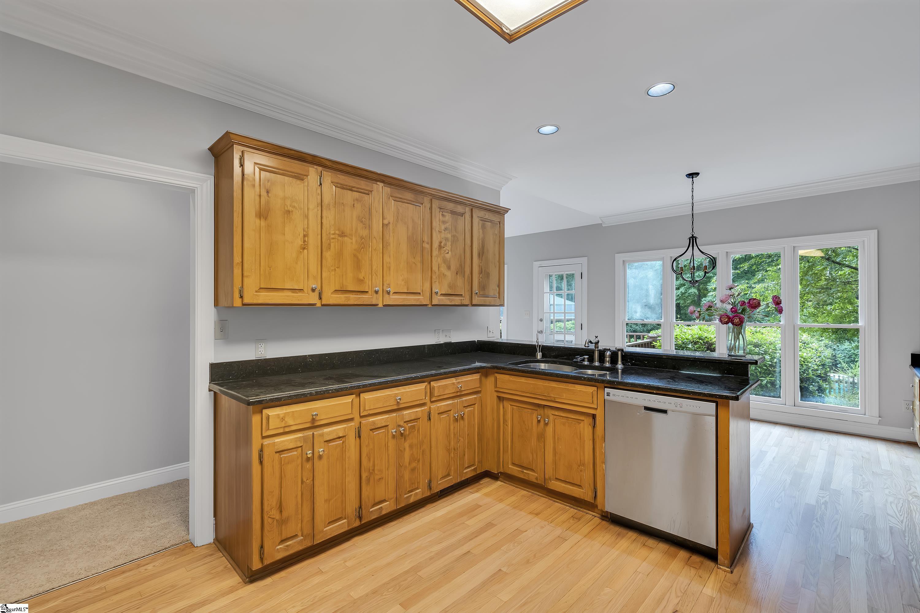 410 E Woodbury, Spartanburg, South Carolina image 15