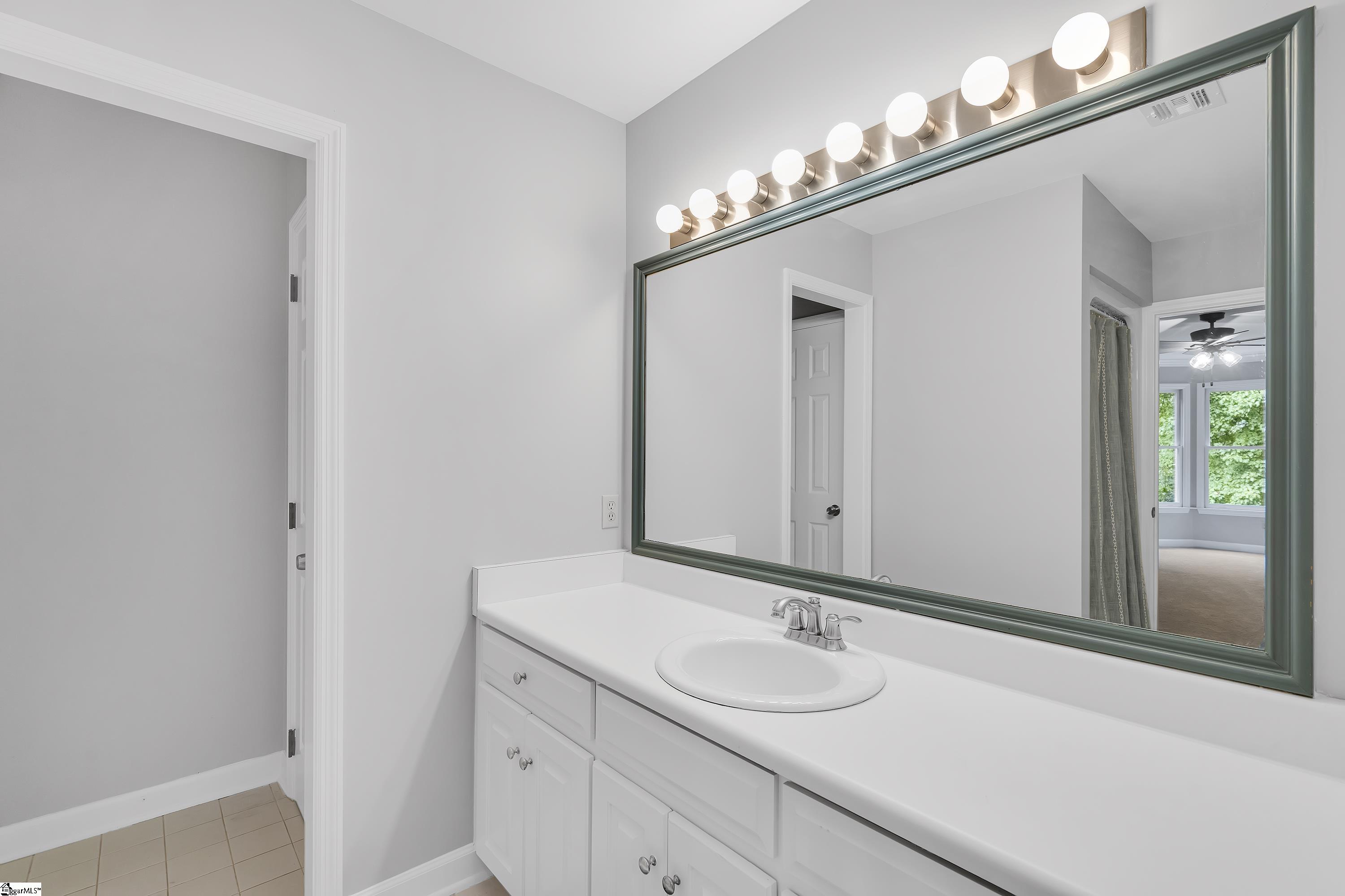 410 E Woodbury, Spartanburg, South Carolina image 33