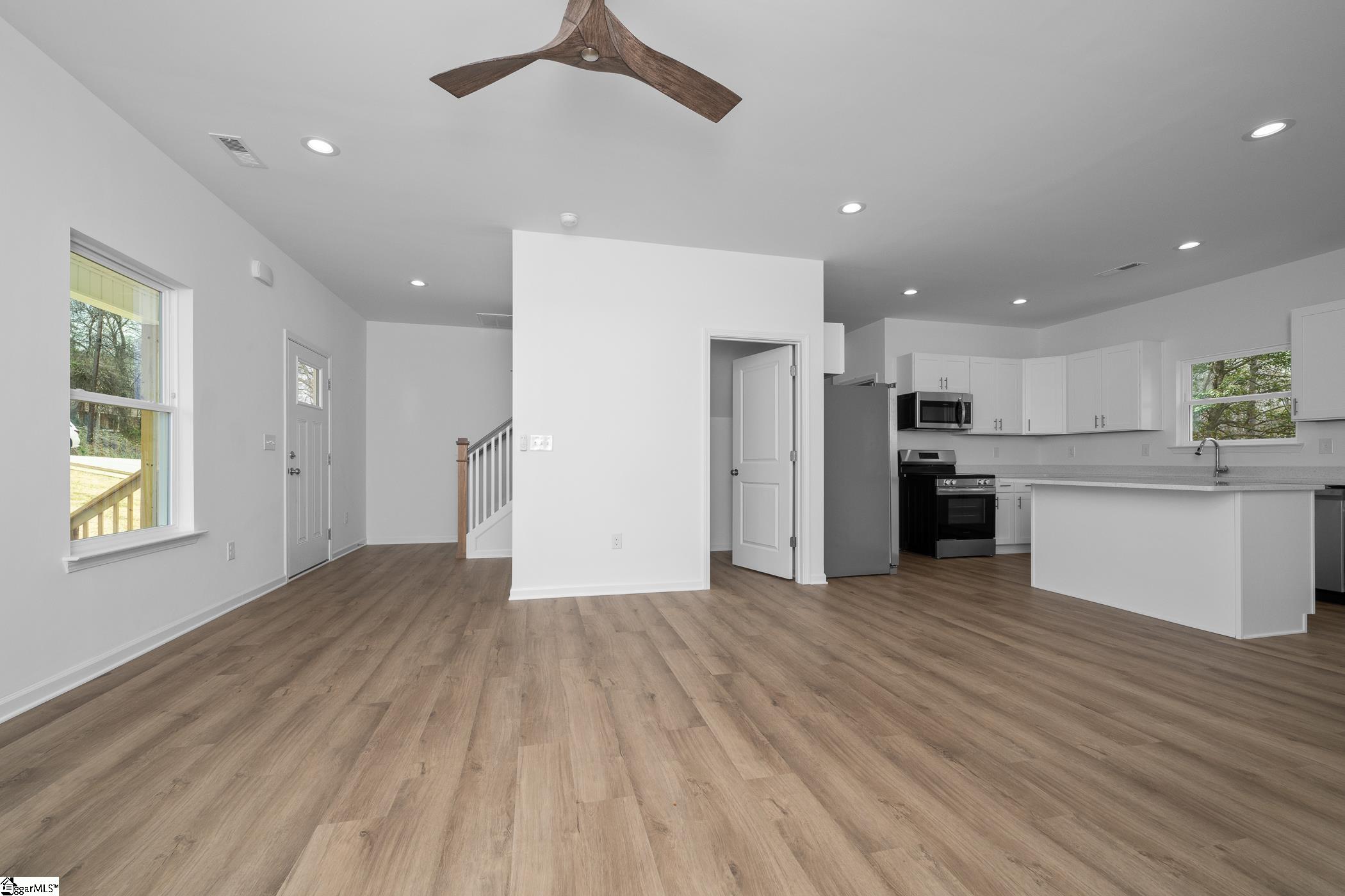14 Polk, Greenville, South Carolina image 6