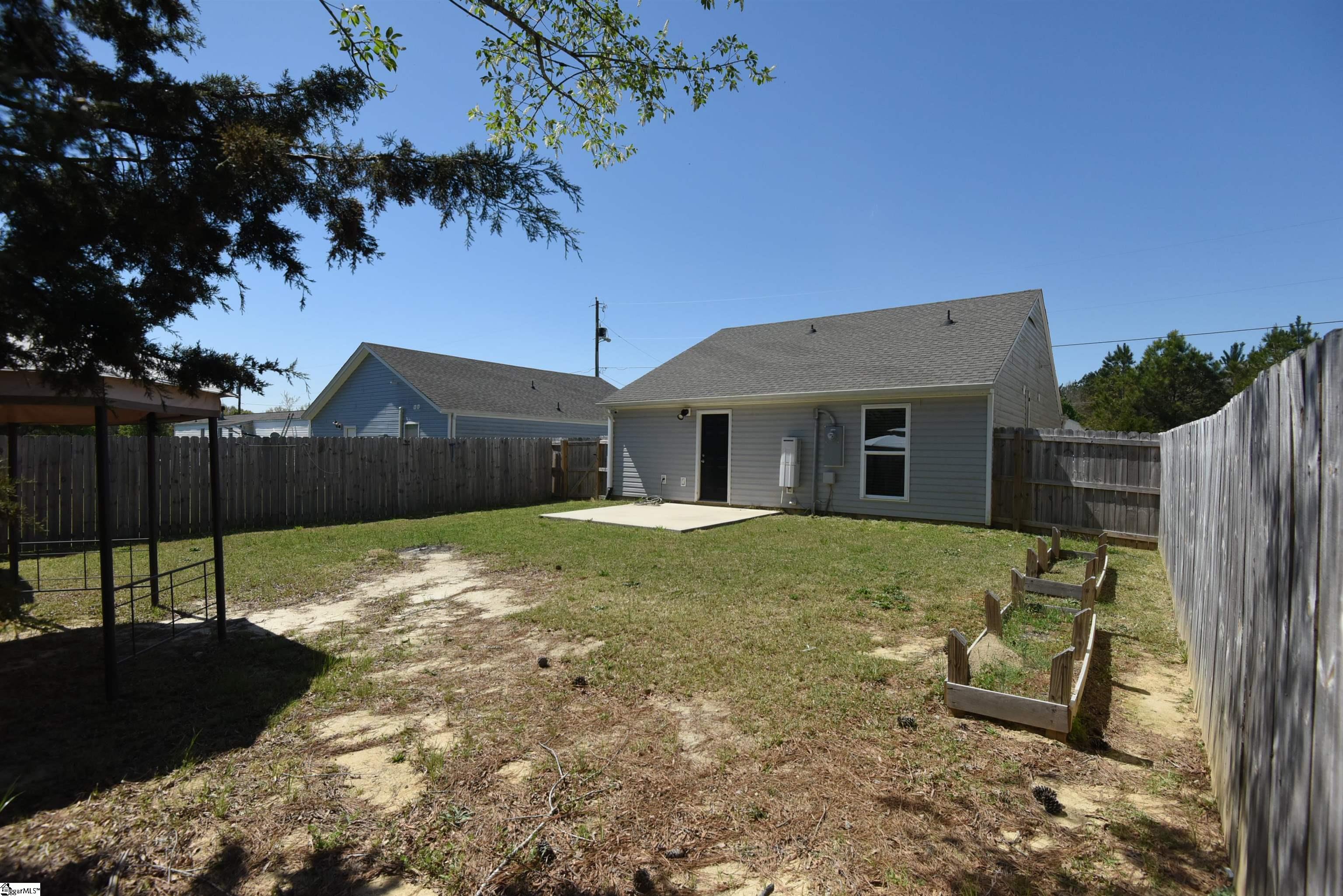 121 Colleton, Clinton, South Carolina image 16