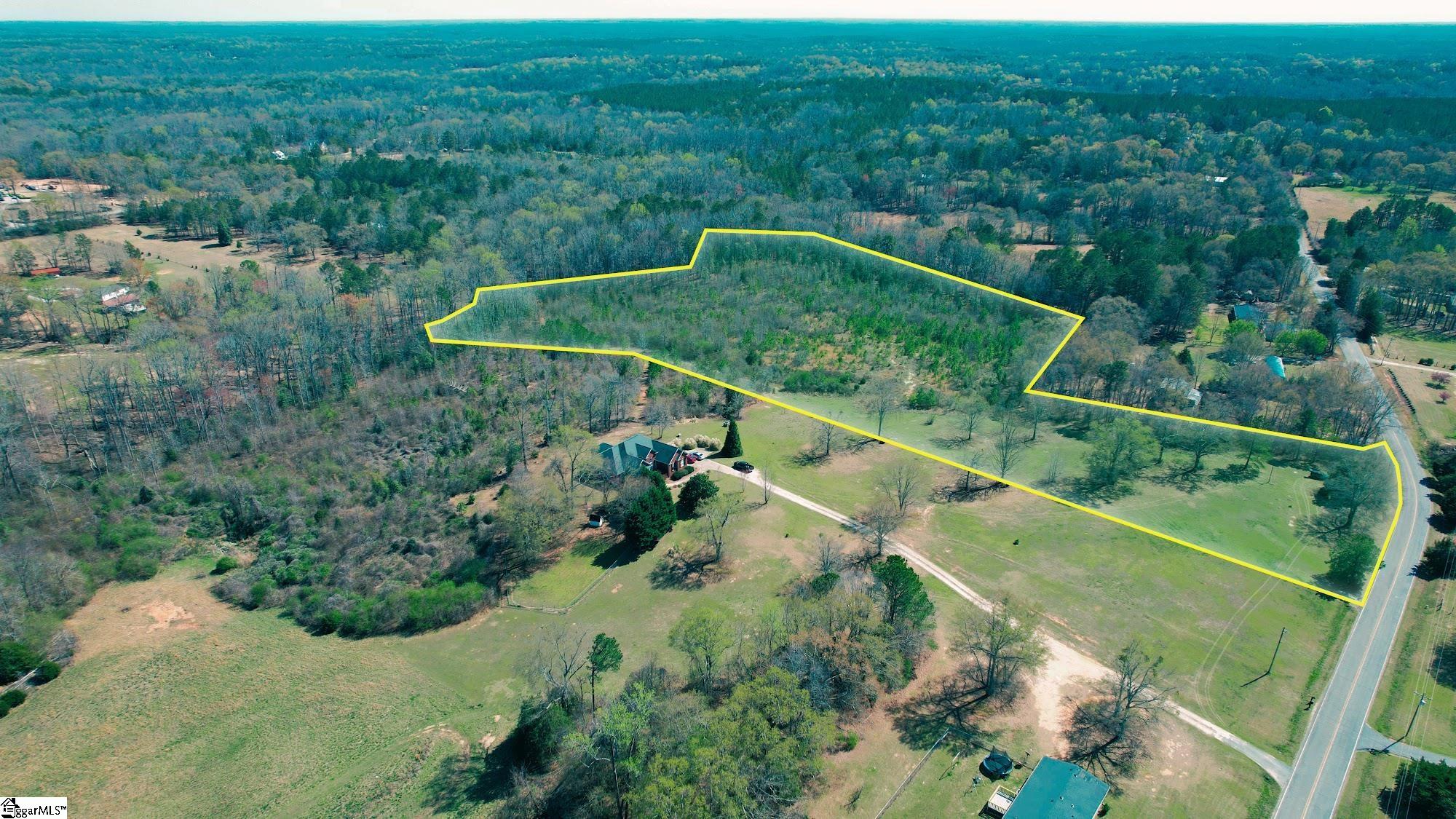 325B Hillside Church Road Fountain Inn, SC 29644