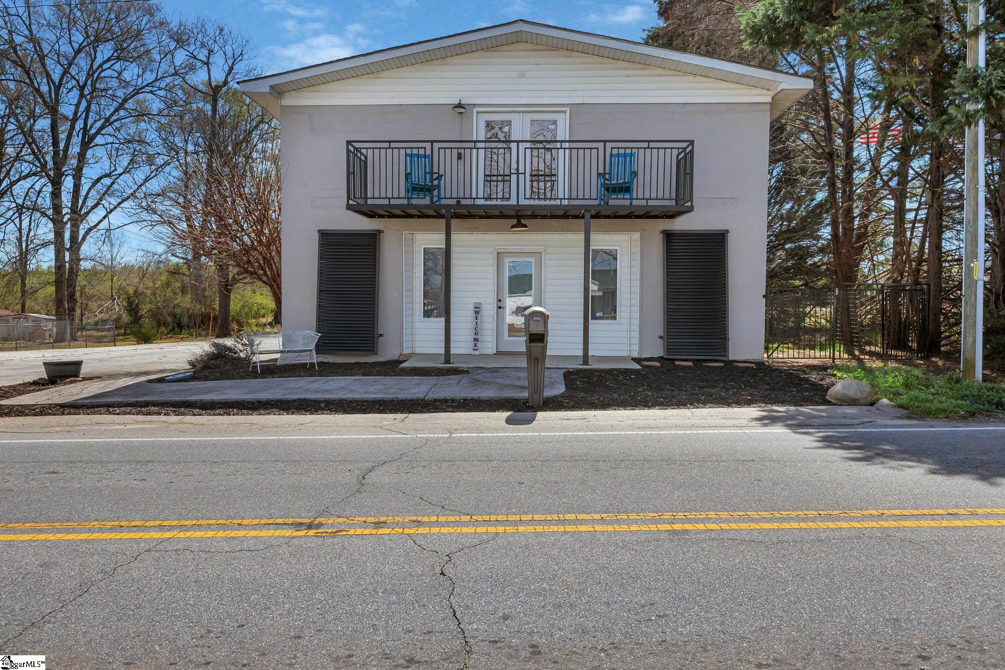 104 Whitmire Highway, Joanna SC 29351