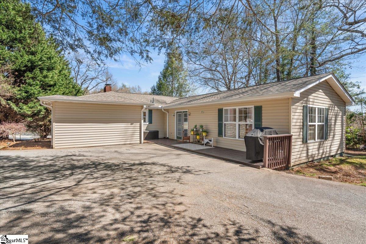 103 Forest, Landrum, South Carolina image 27