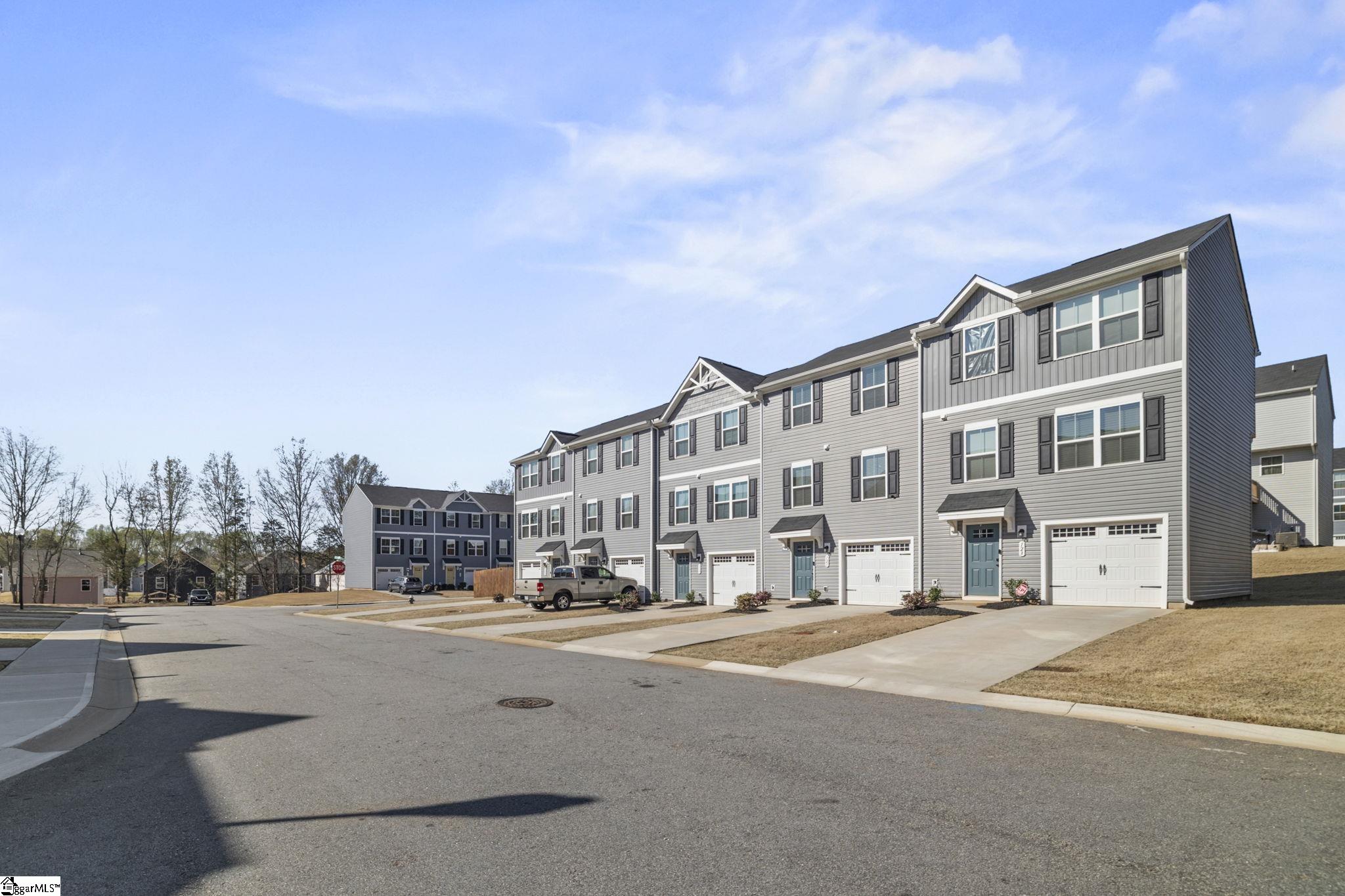 121 Sligh, Easley, South Carolina image 2