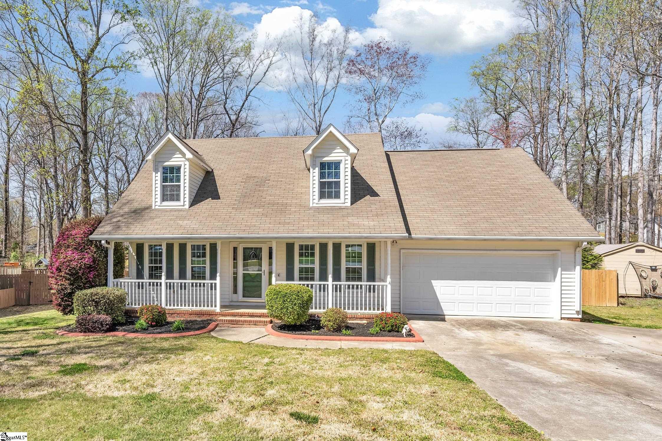 905 Spring Glen Drive Greenville, SC 29680