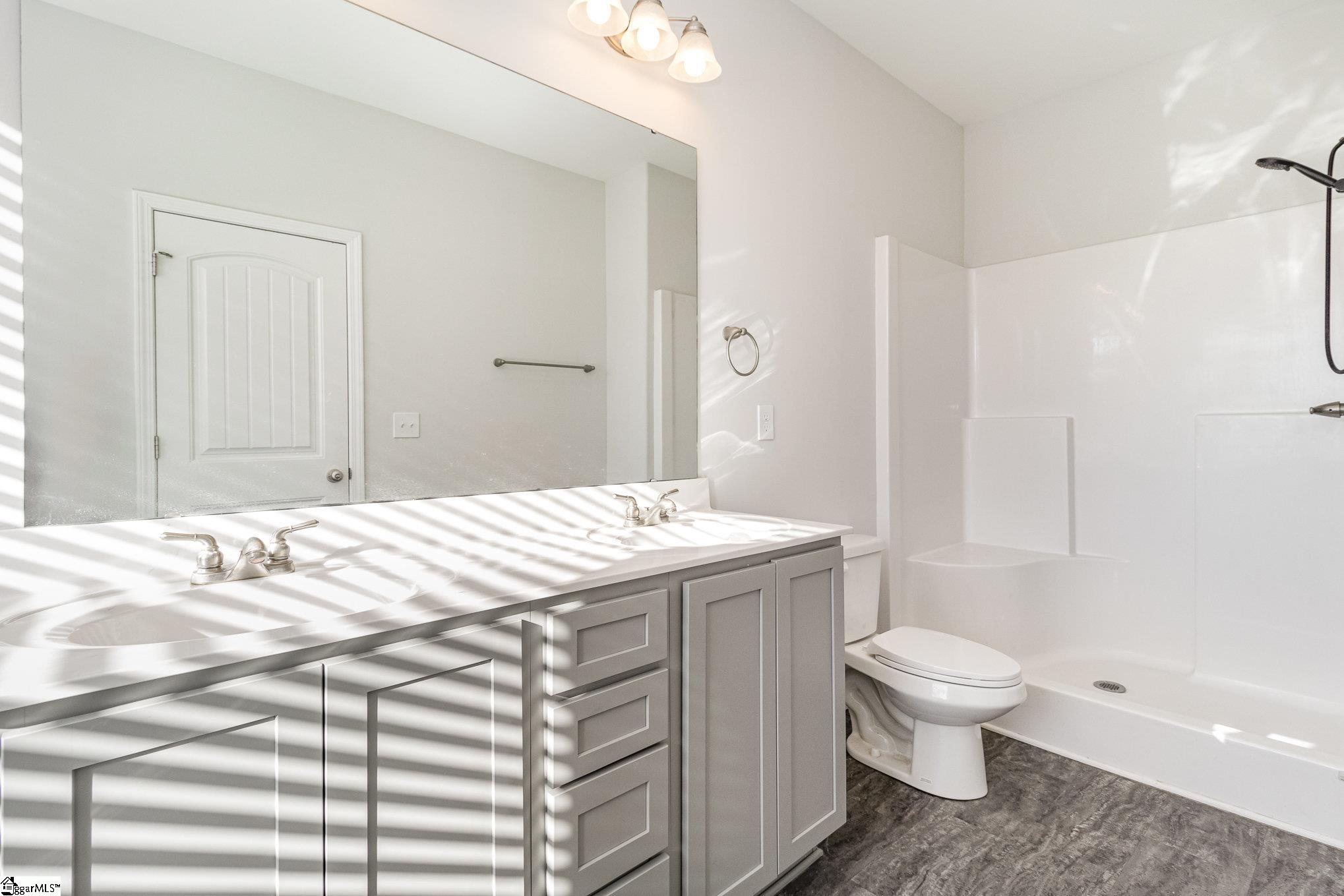 107 Wakelon, Greer, South Carolina image 16