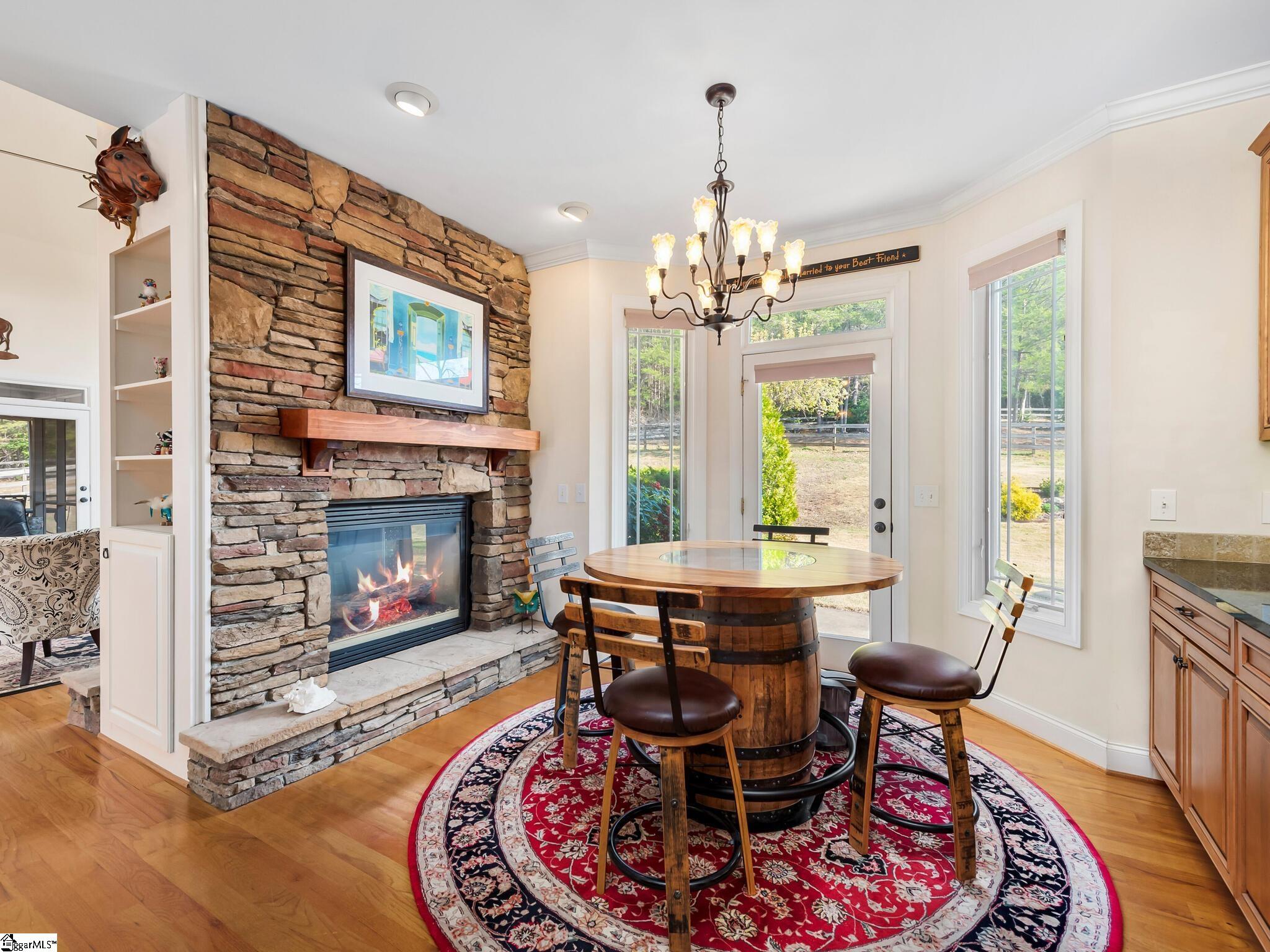 127 Pardo, Landrum, South Carolina image 12