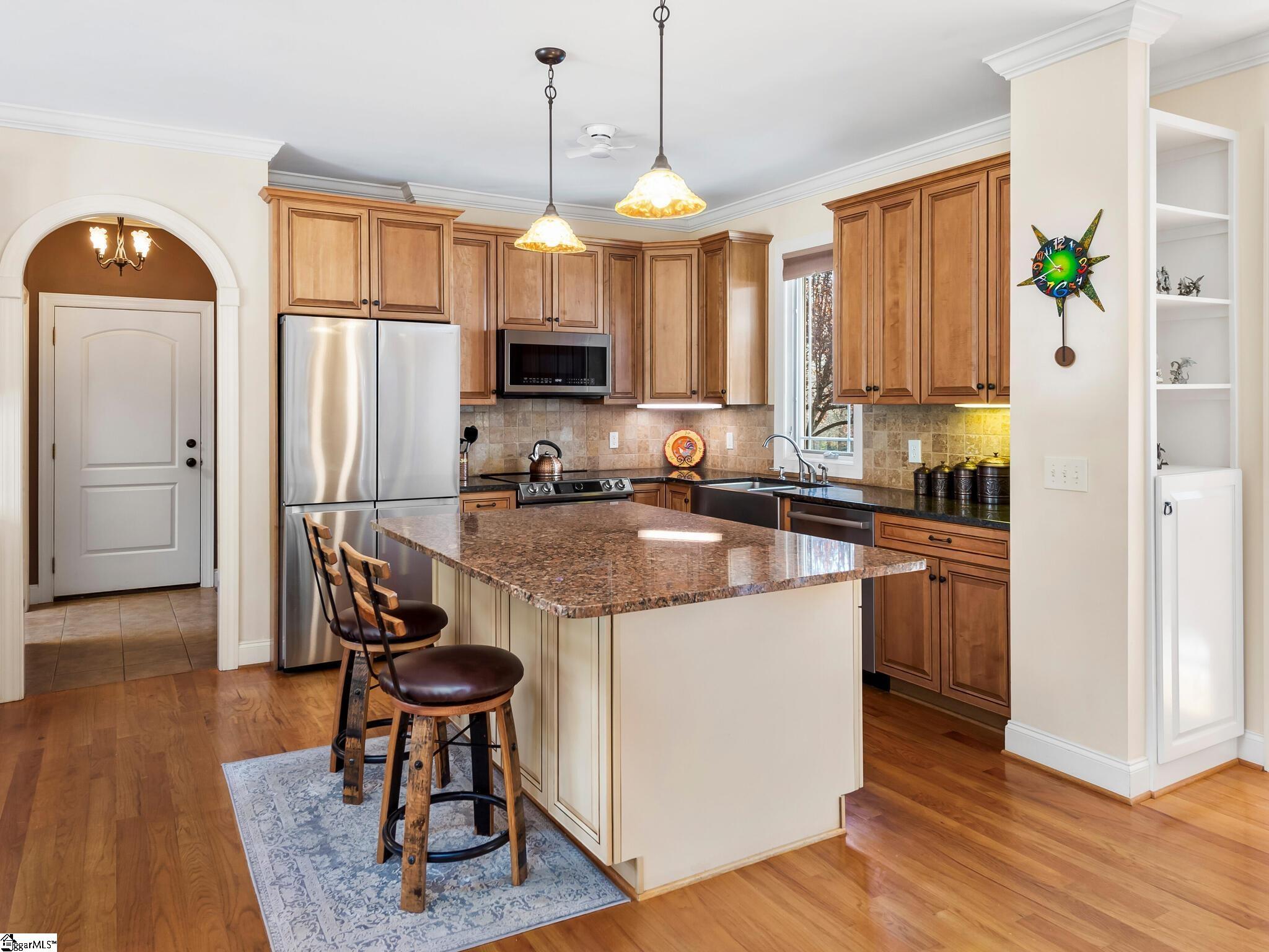 127 Pardo, Landrum, South Carolina image 16