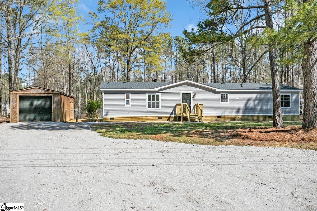 143 Chandler Road Pelzer, SC 29669