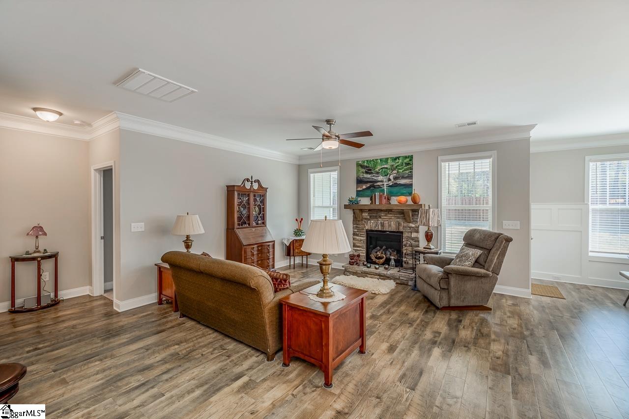 7 Ridgebury, Greenville, South Carolina image 3