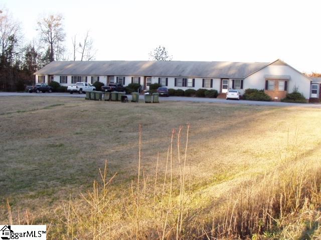 100 Springdale, Clinton, South Carolina image 1