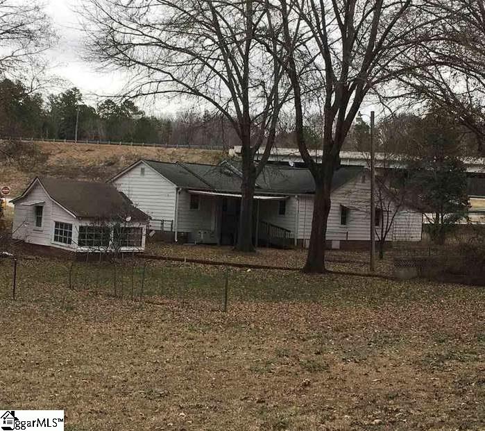 1273 Powerhouse Road Ware Shoals, SC 29692