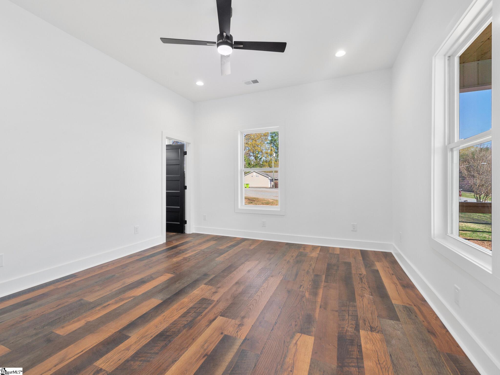 202 S Howard, Landrum, South Carolina image 13