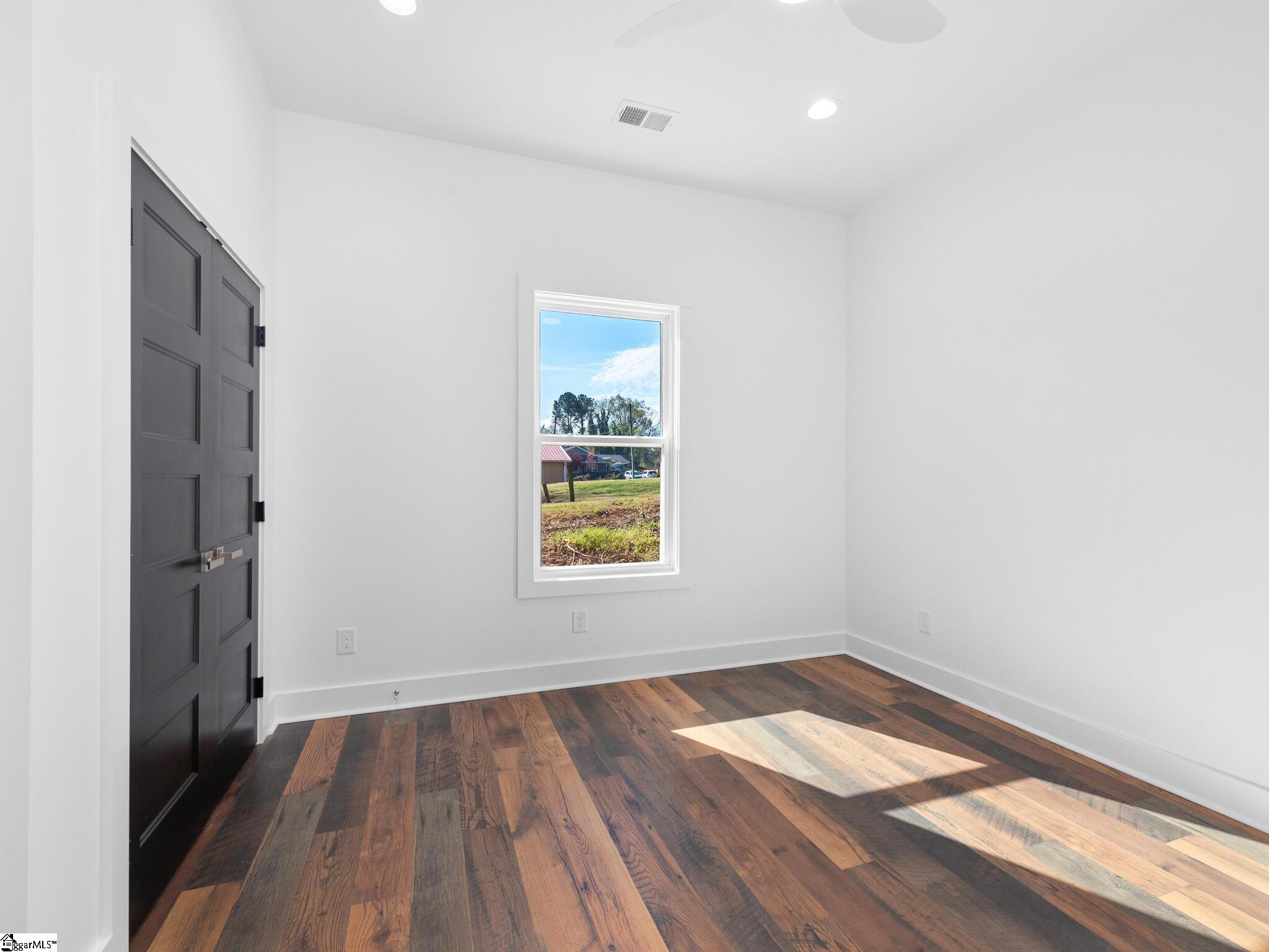 202 S Howard, Landrum, South Carolina image 27