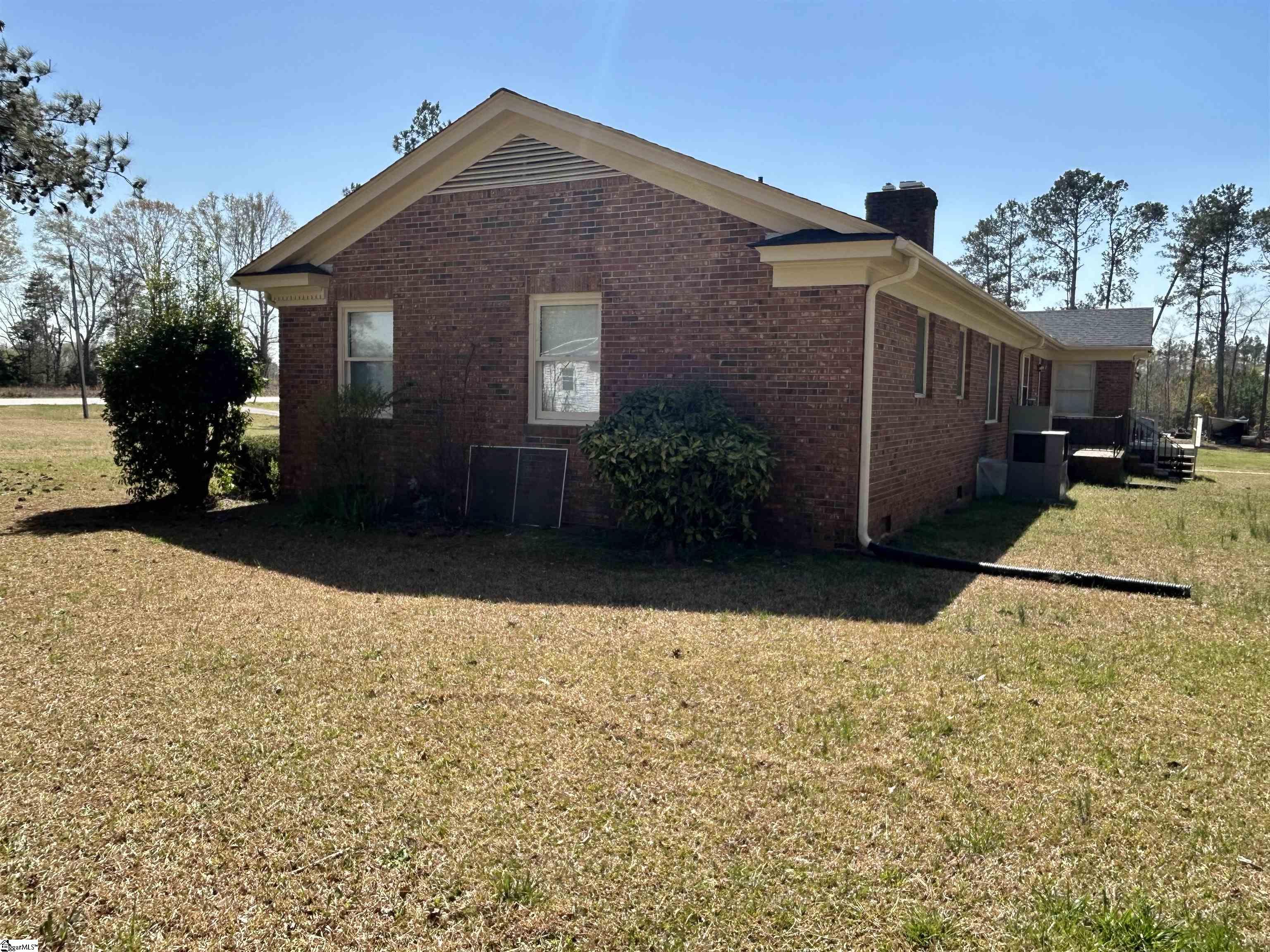3414 W 72, Clinton, South Carolina image 32