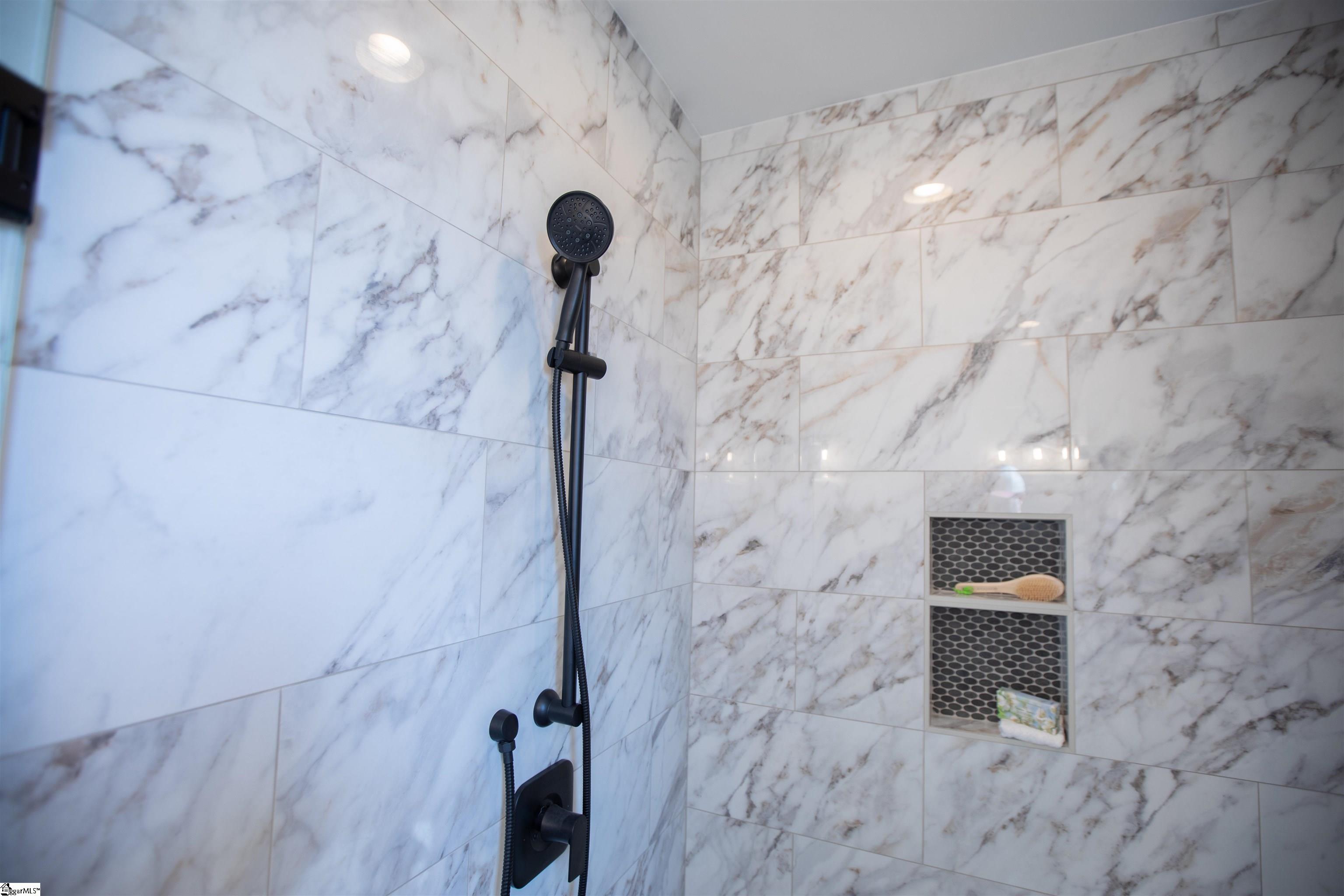 606 Baron, Greenville, South Carolina image 32