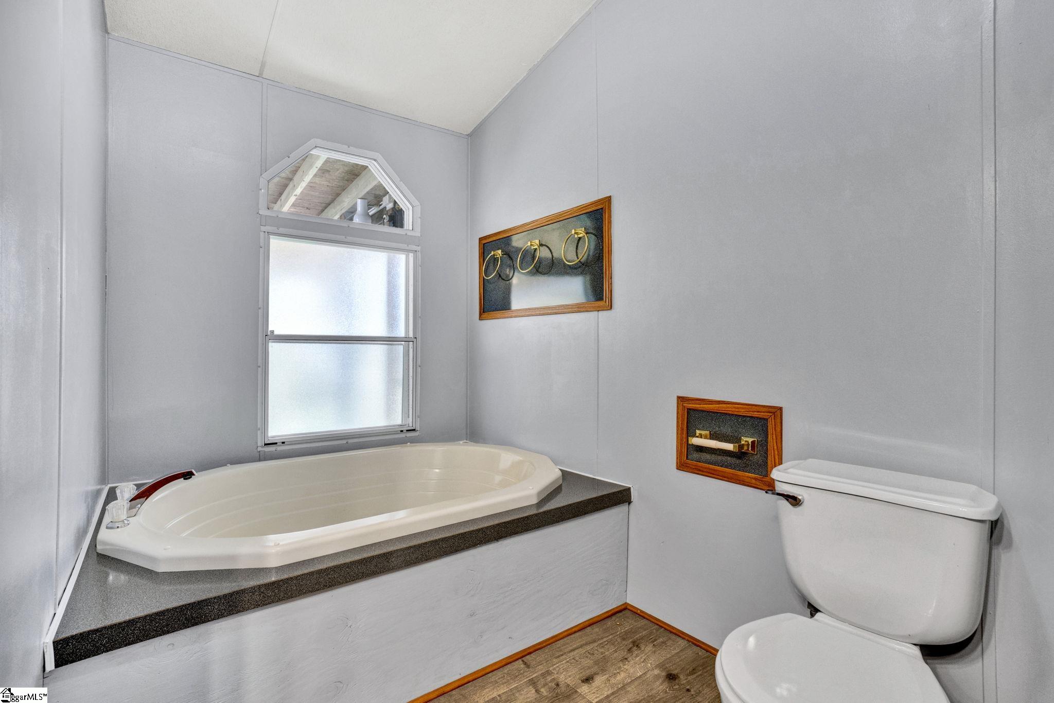 222 Elljean, Easley, South Carolina image 17