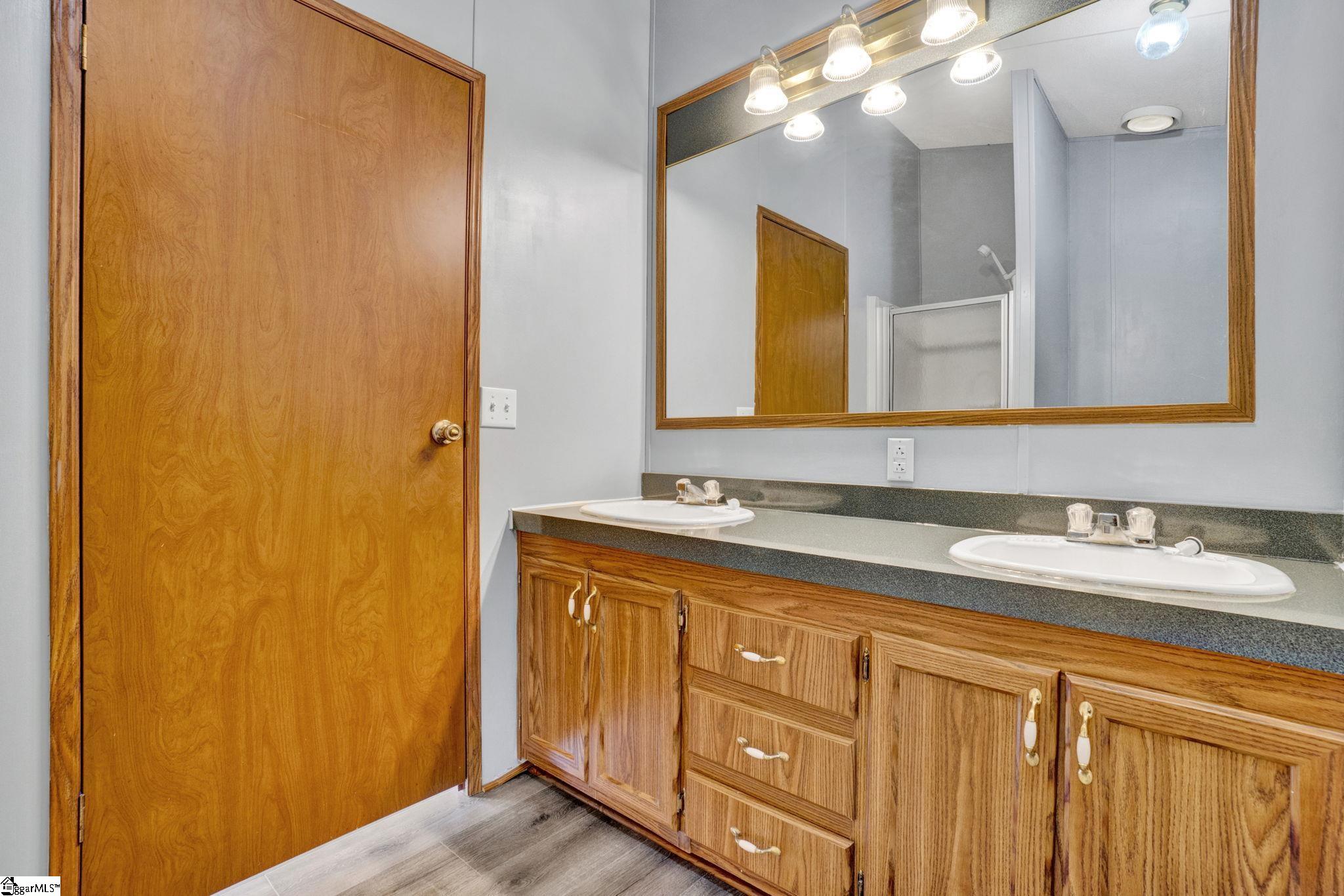 222 Elljean, Easley, South Carolina image 18