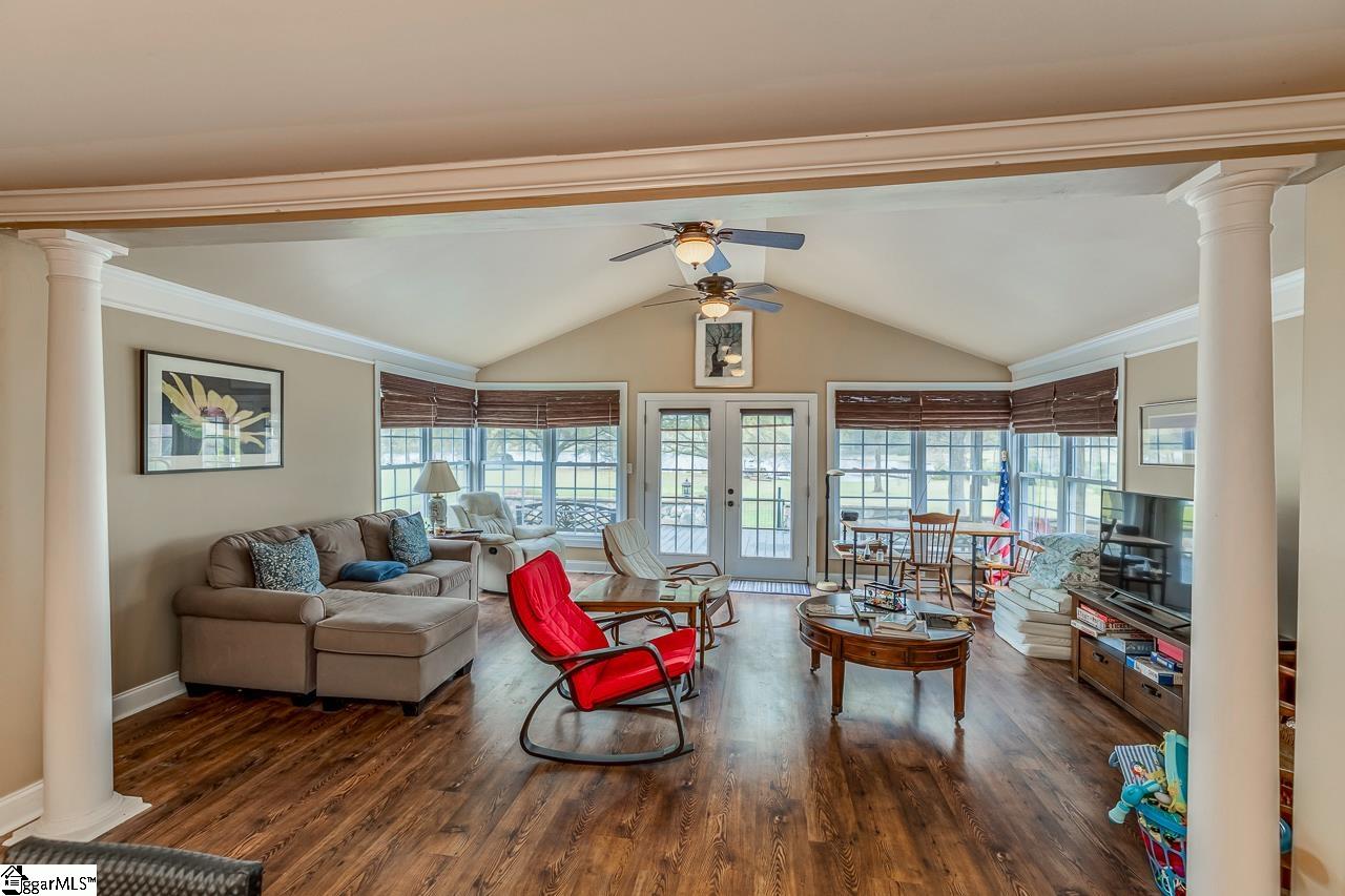 423 Coggins Shore, Inman, South Carolina image 3