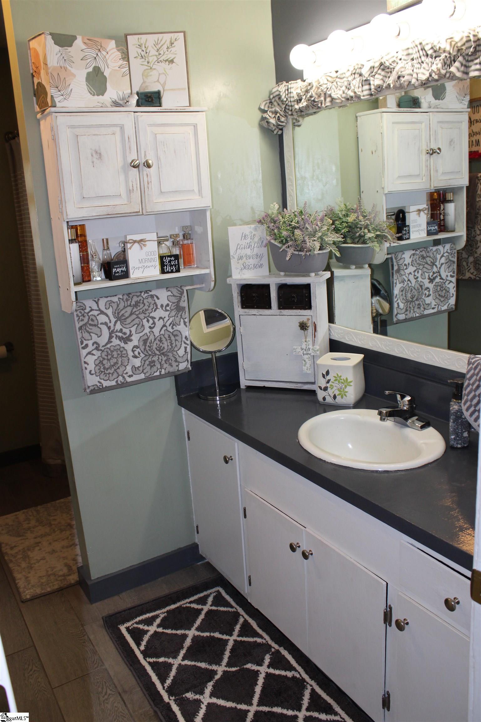 Bathroom #2