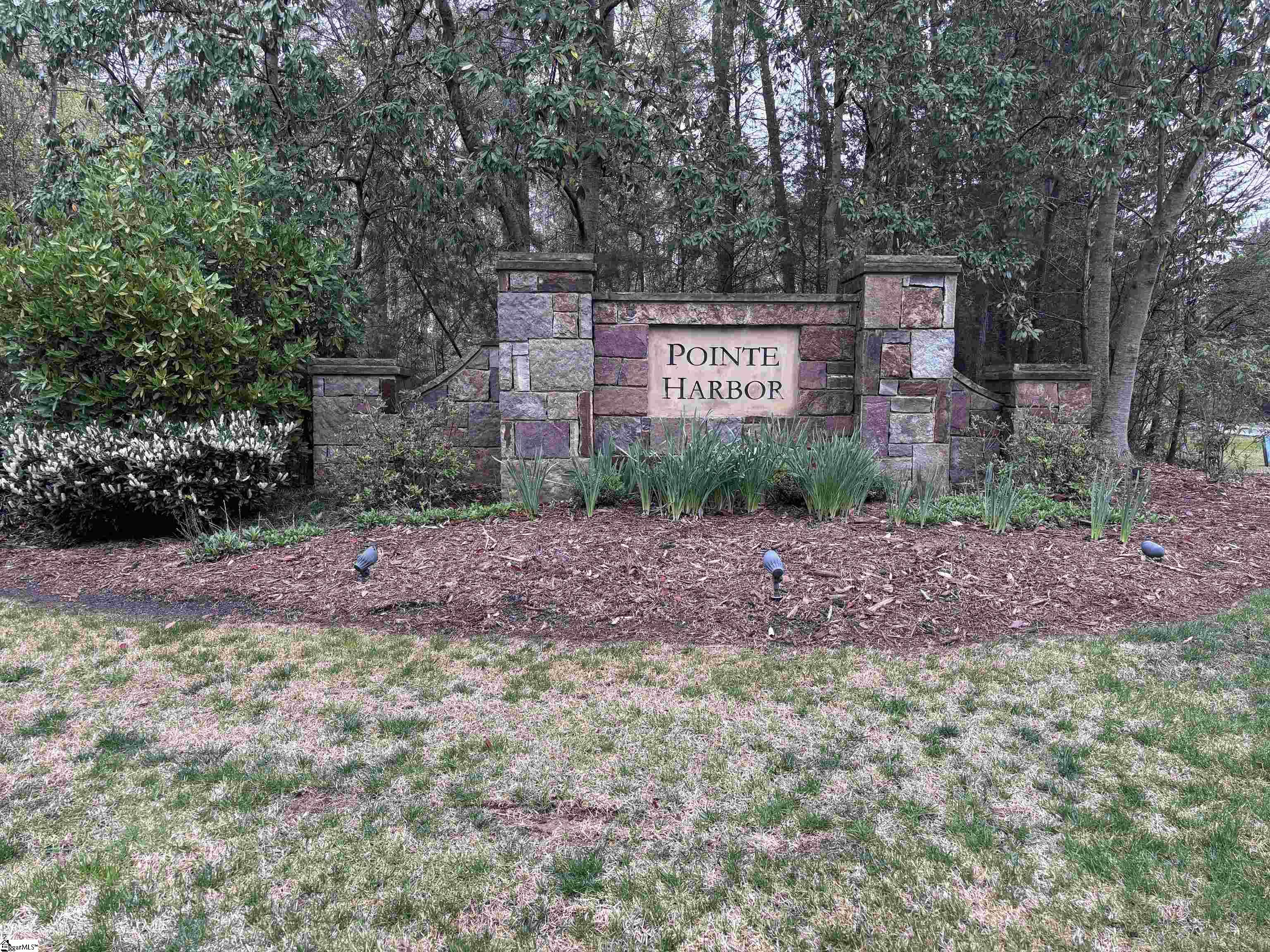 200 Eastlake, Seneca, South Carolina image 1