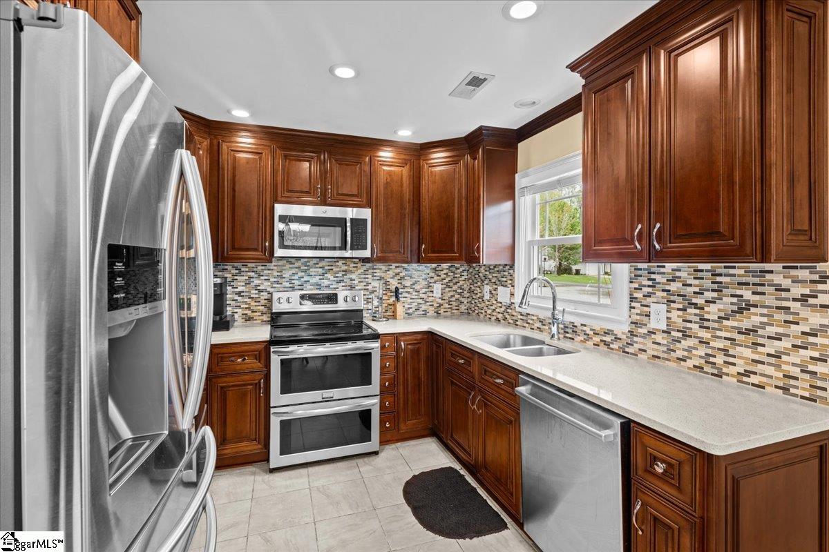 208 Boxelder, Simpsonville, South Carolina image 11