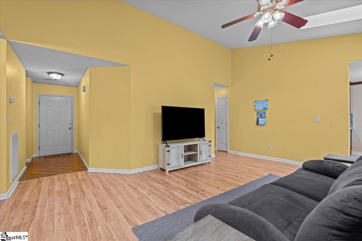 208 Boxelder, Simpsonville, South Carolina image 4