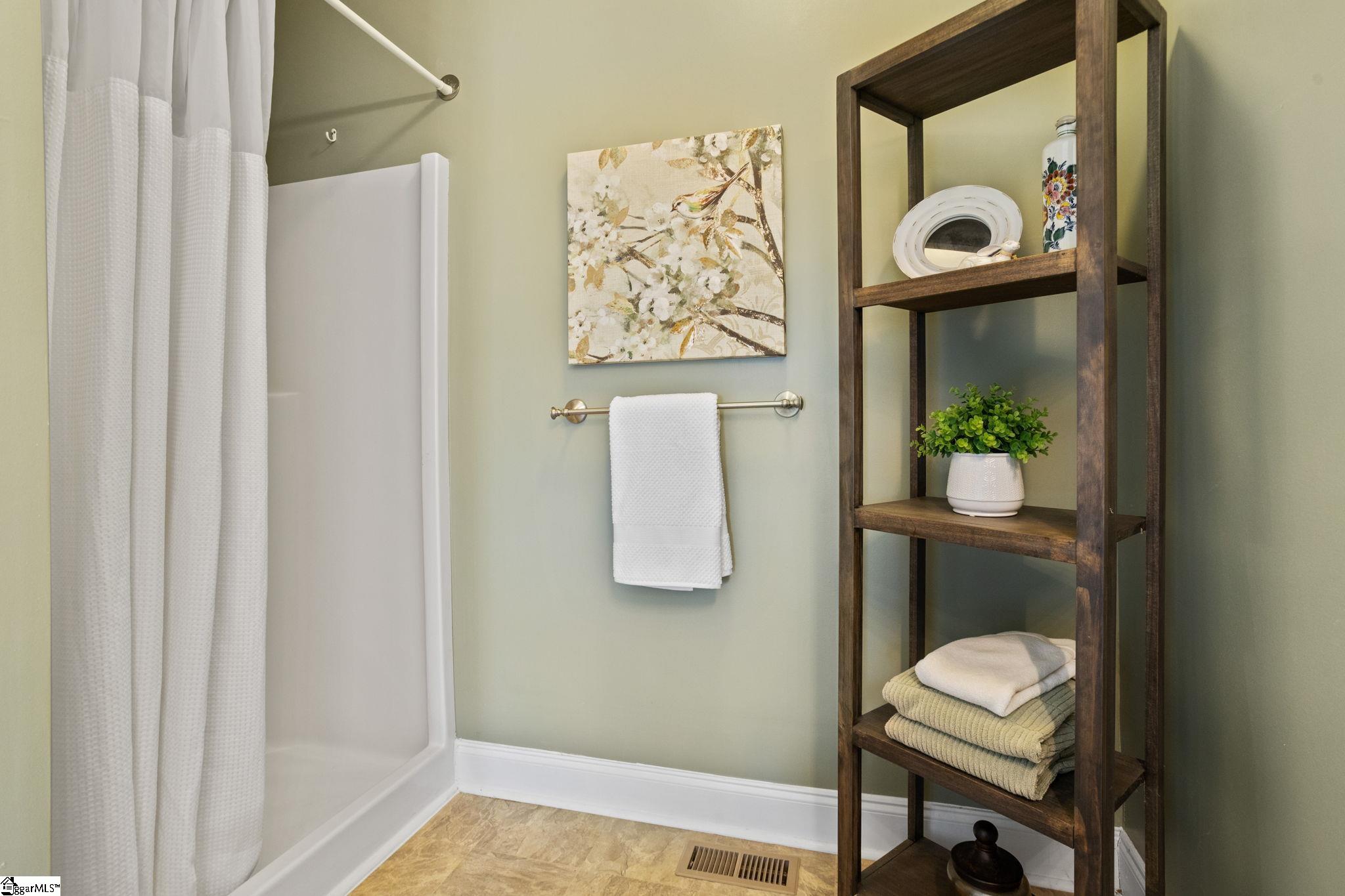 110 Bluebird, Salem, South Carolina image 18