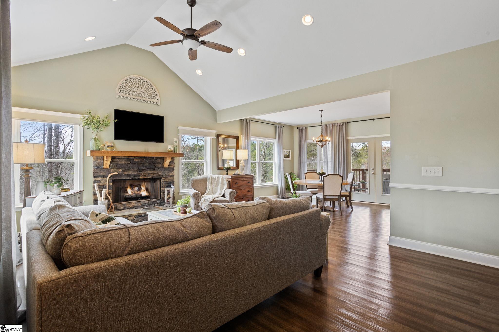 110 Bluebird, Salem, South Carolina image 4