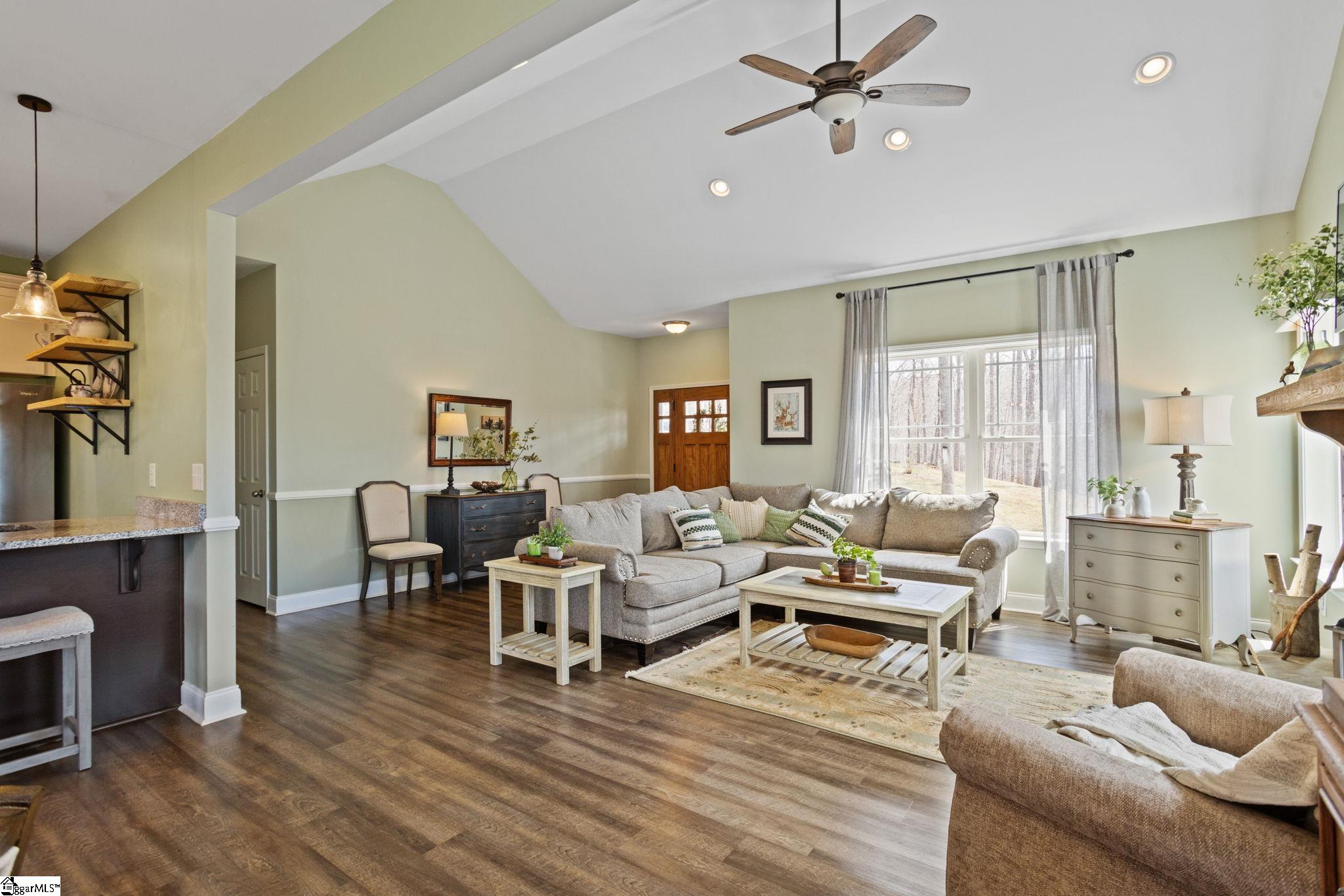 110 Bluebird, Salem, South Carolina image 6