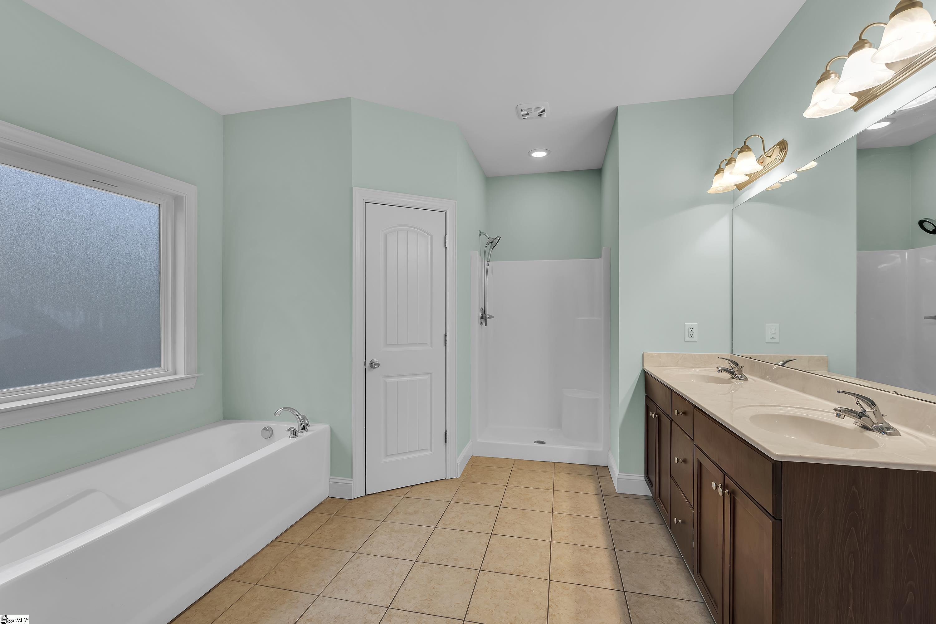 160 Fox Run, Greer, South Carolina image 12