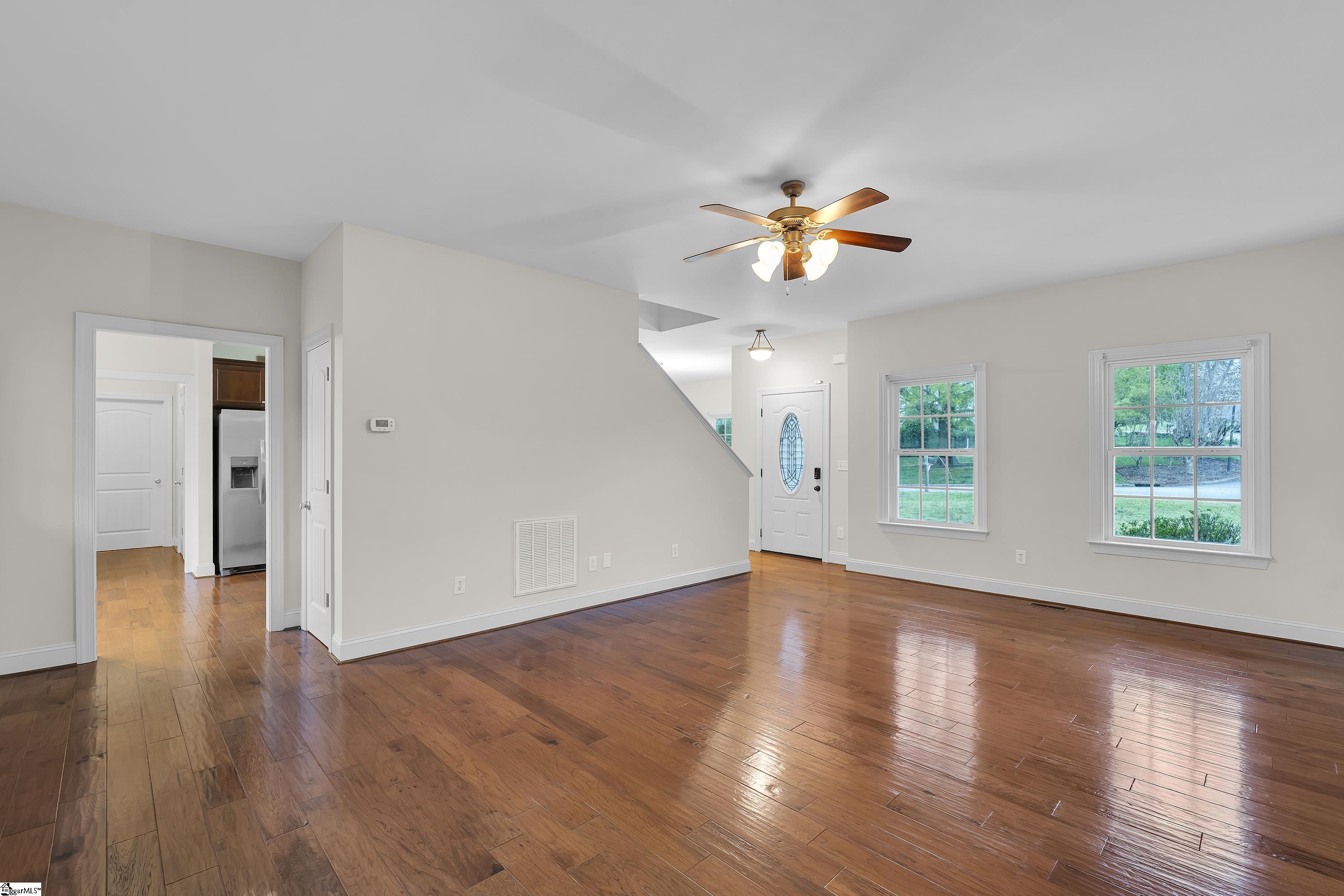 160 Fox Run, Greer, South Carolina image 4