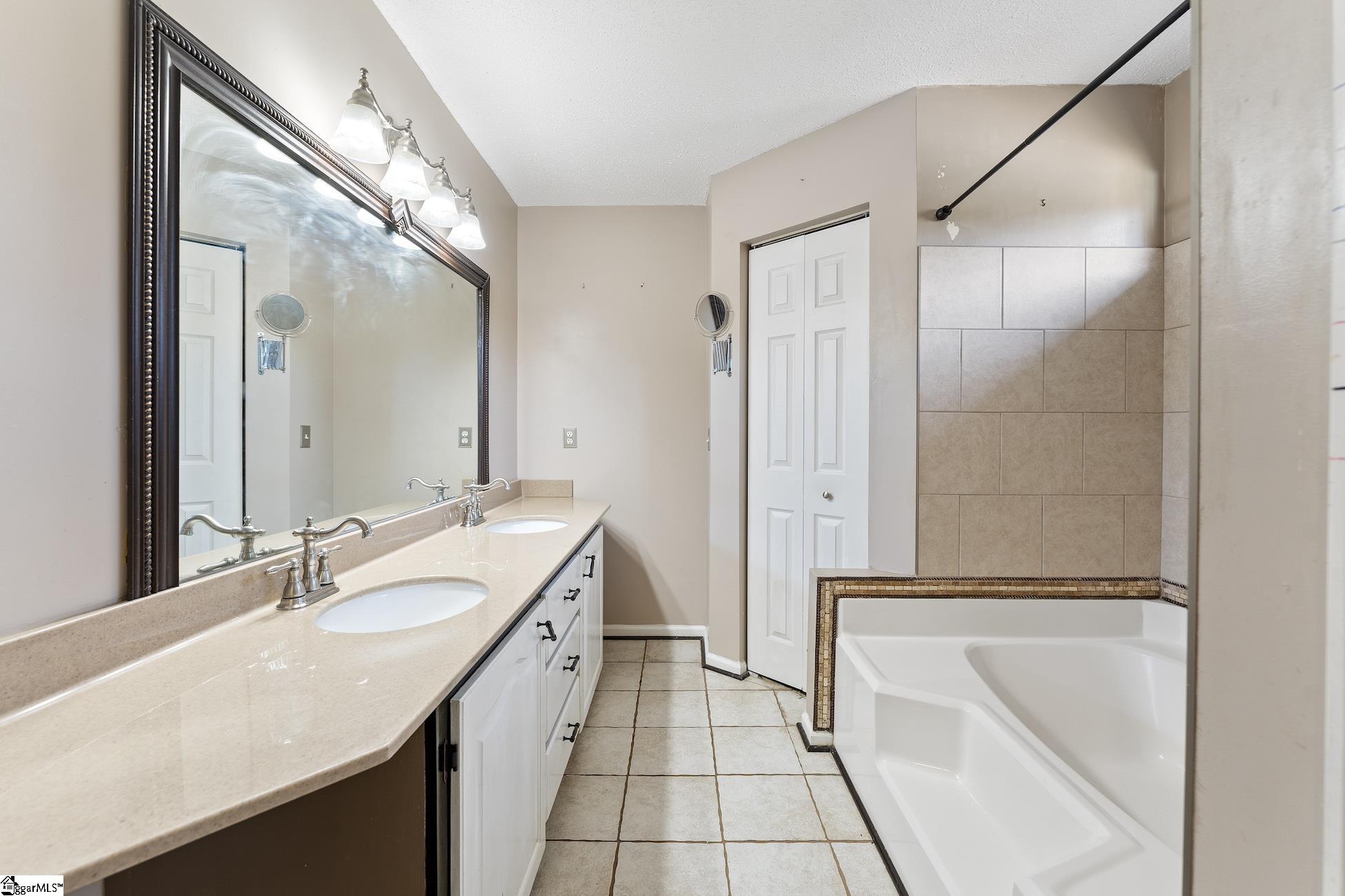 119 Freestone, Greenville, South Carolina image 21