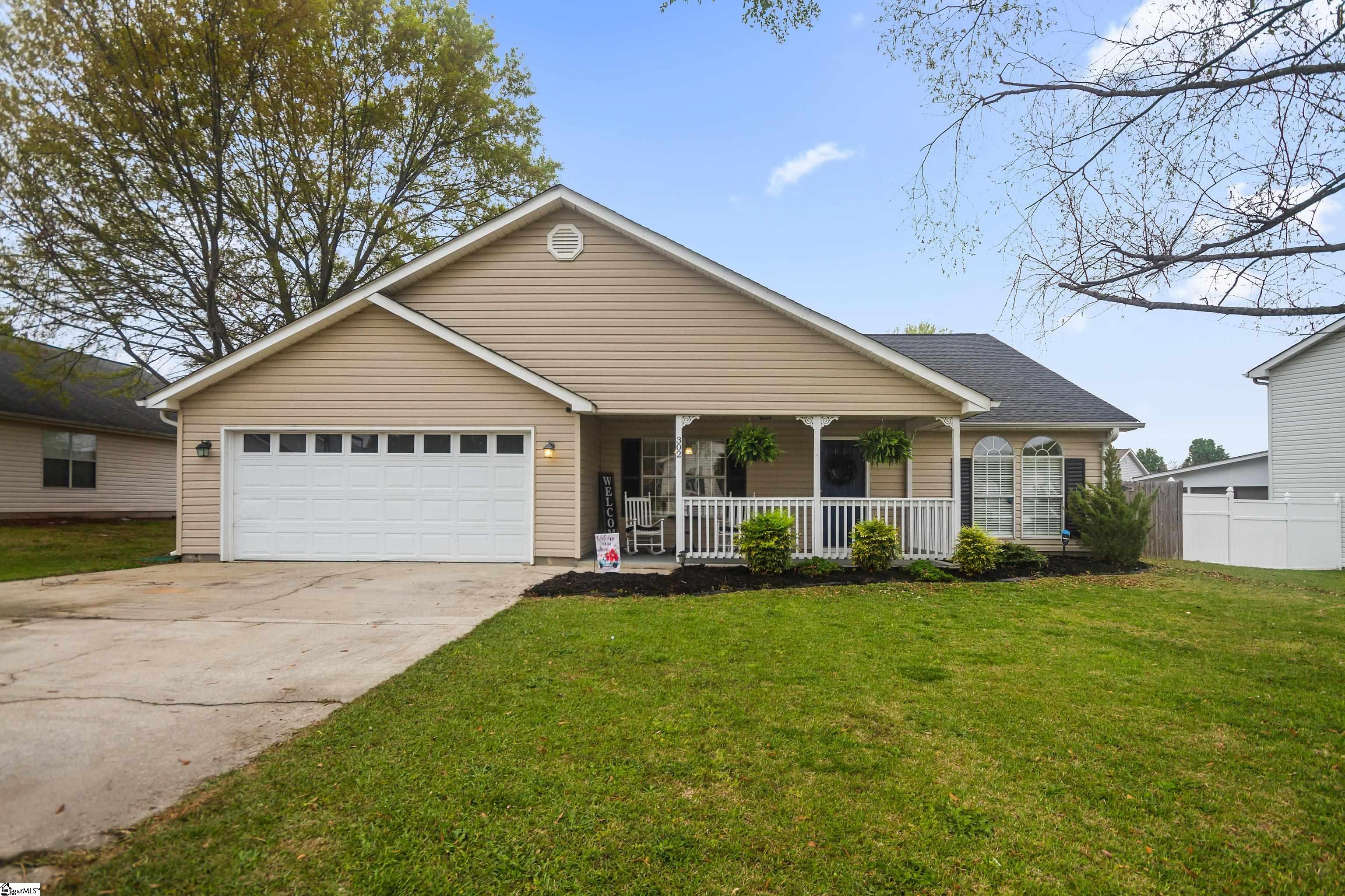 302 Mint Leaf Court, Fountain Inn SC 29644